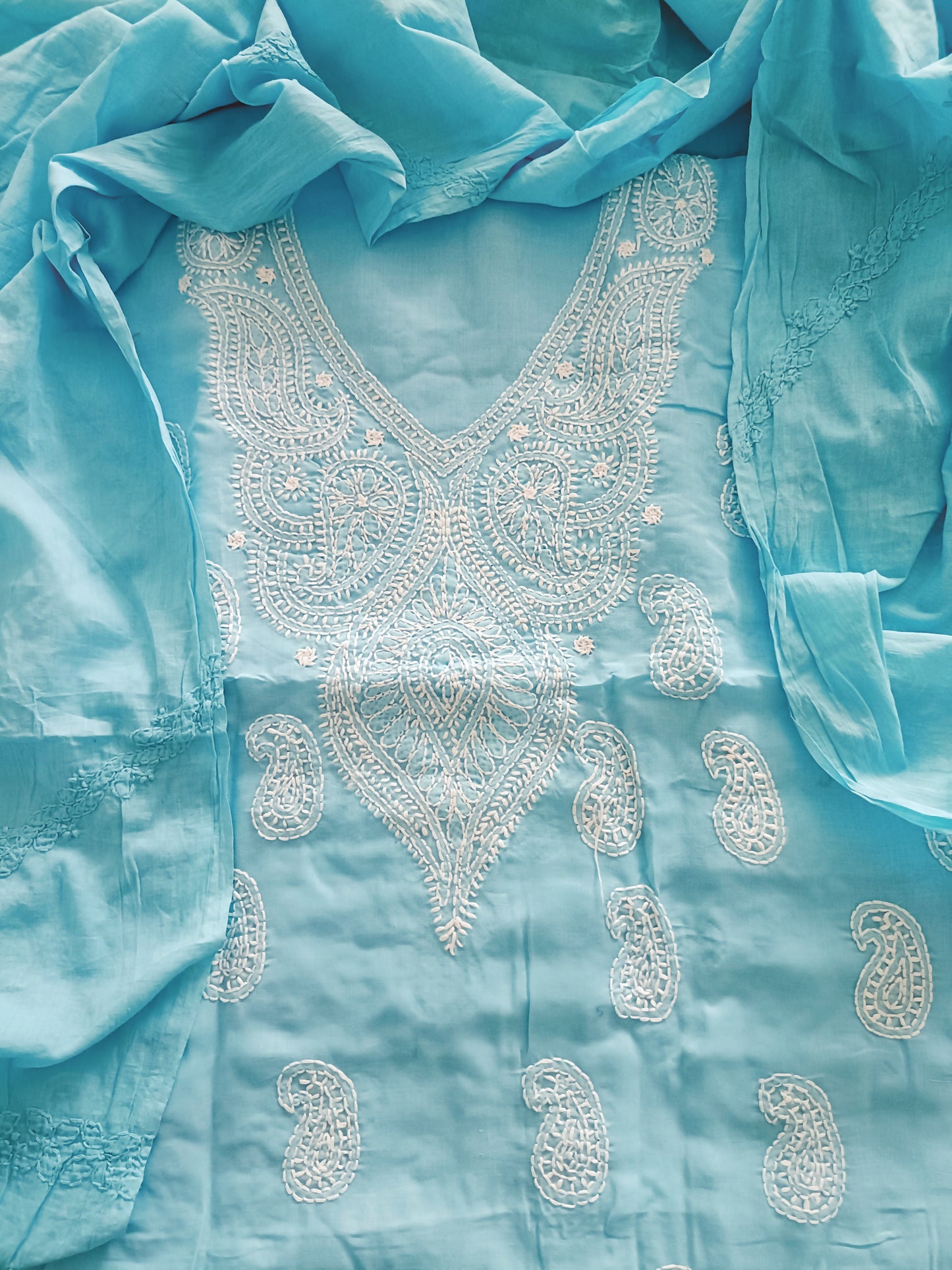 Handcrafted Chikankari Full Apparel Suit set