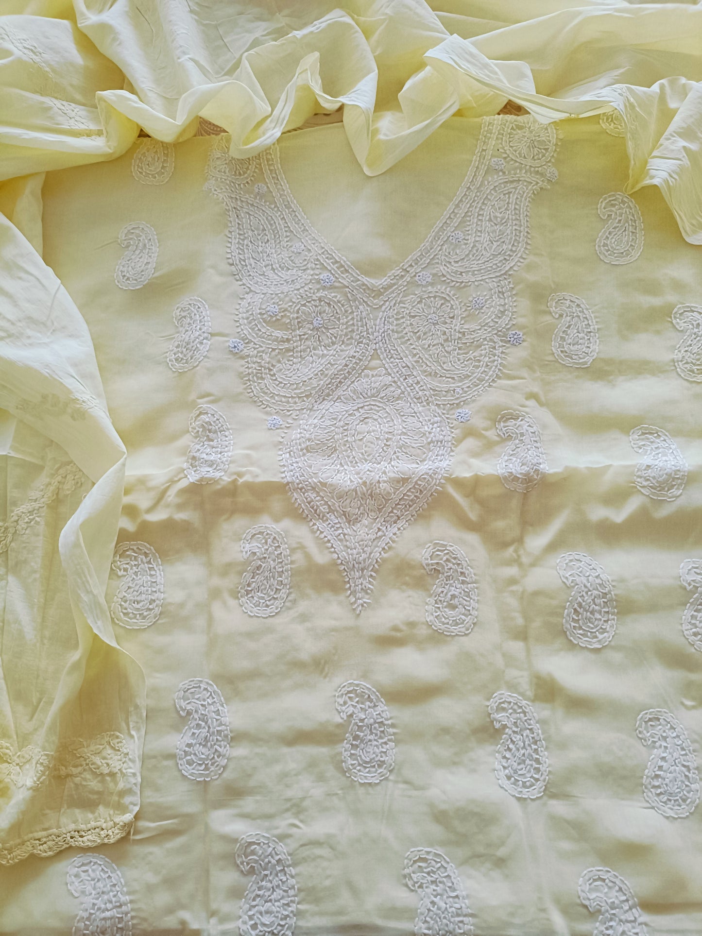 Handcrafted Chikankari Full Apparel Suit set