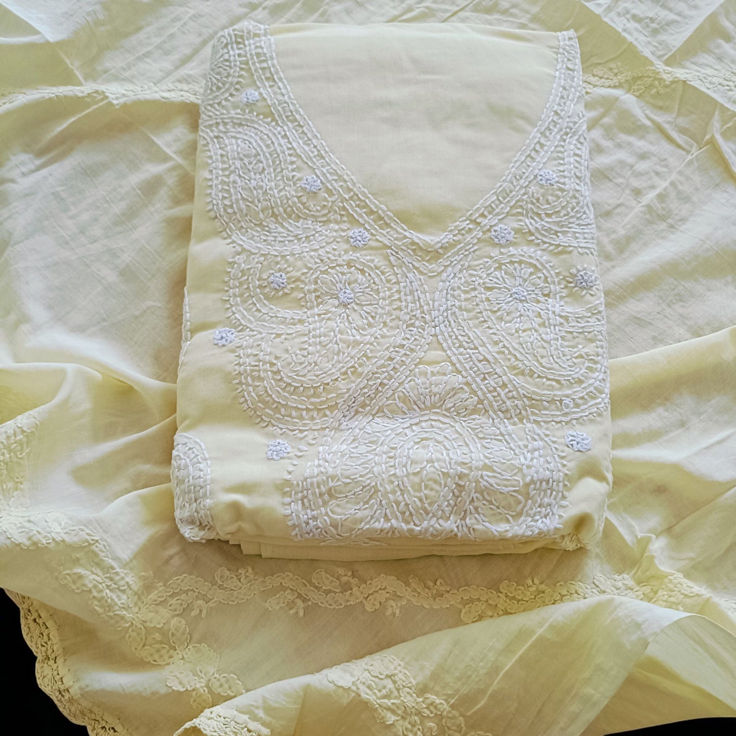 Handcrafted Chikankari Full Apparel Suit set