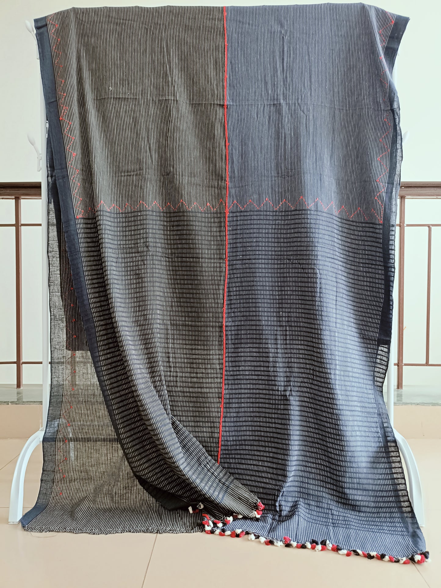 स्वाह - Pure Handwoven Kala Cotton Saree - Sustainable l Organic l Ethical
