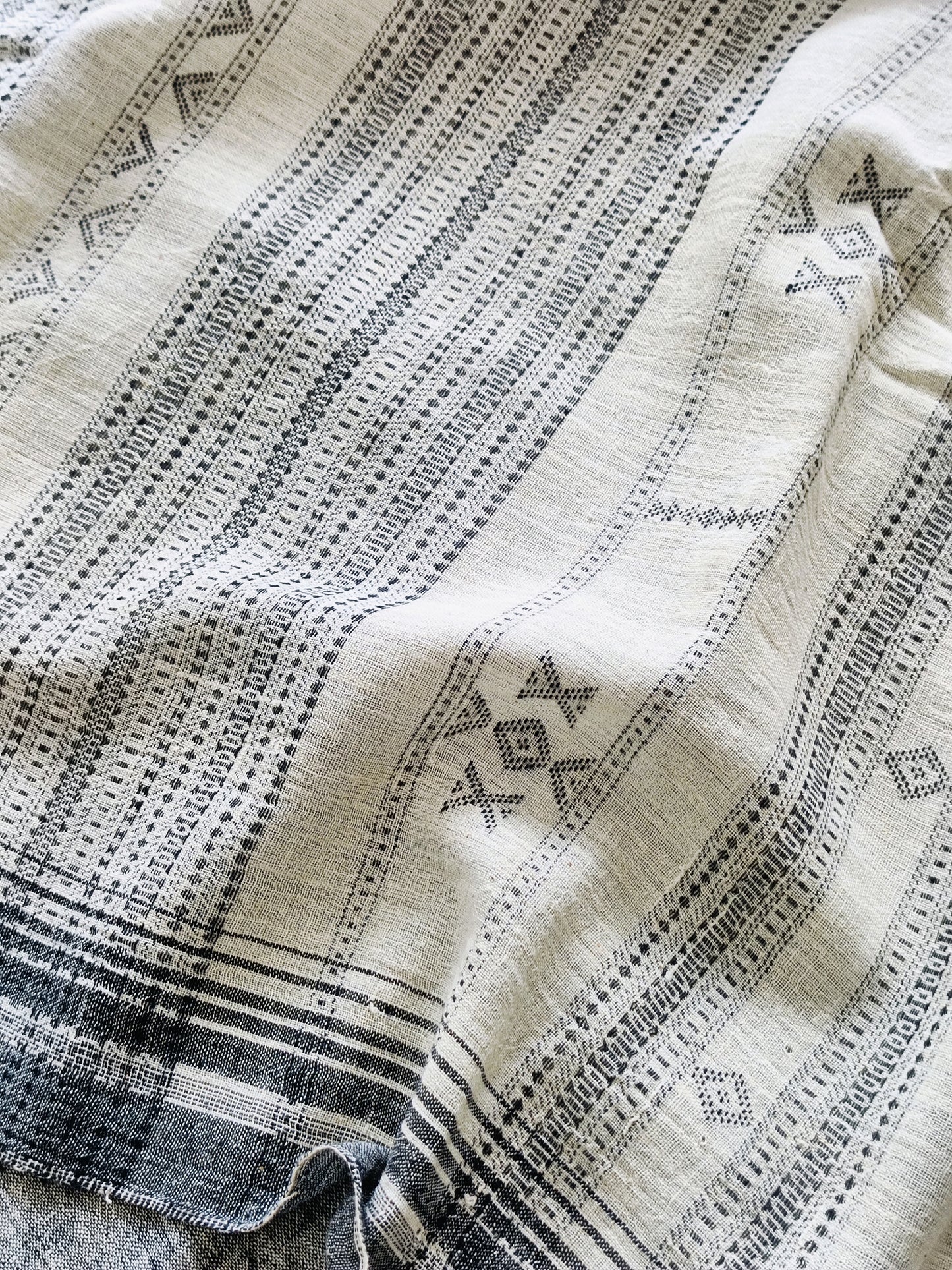सांचा - Pure Handwoven Kala Cotton Saree - Sustainable l Organic l Ethical