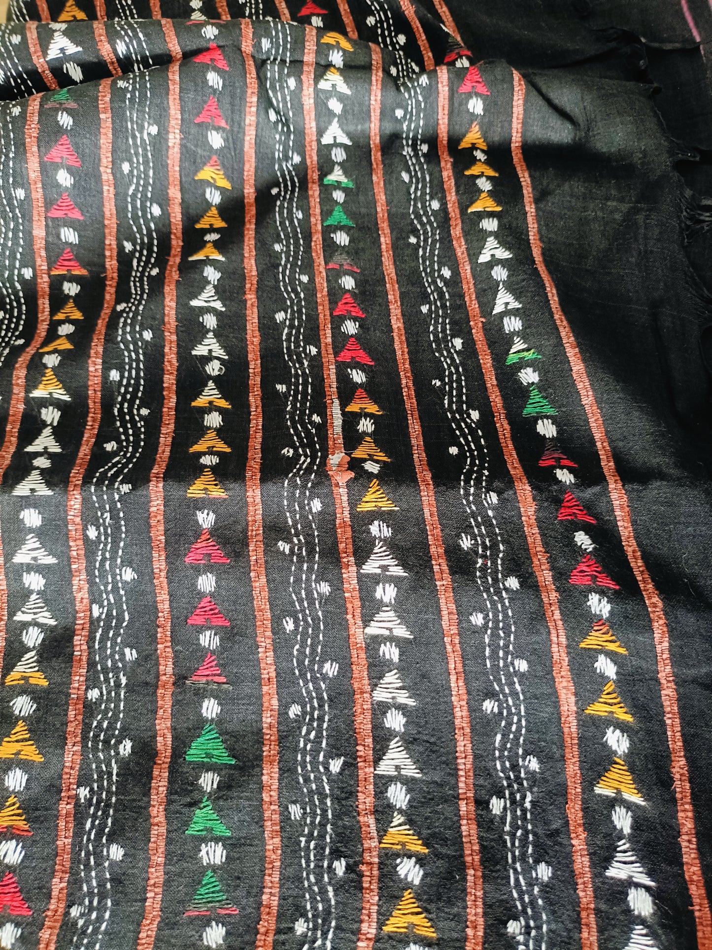 मीनाक्षी - Handmade Kantha Stitch Khesh Cotton Saree