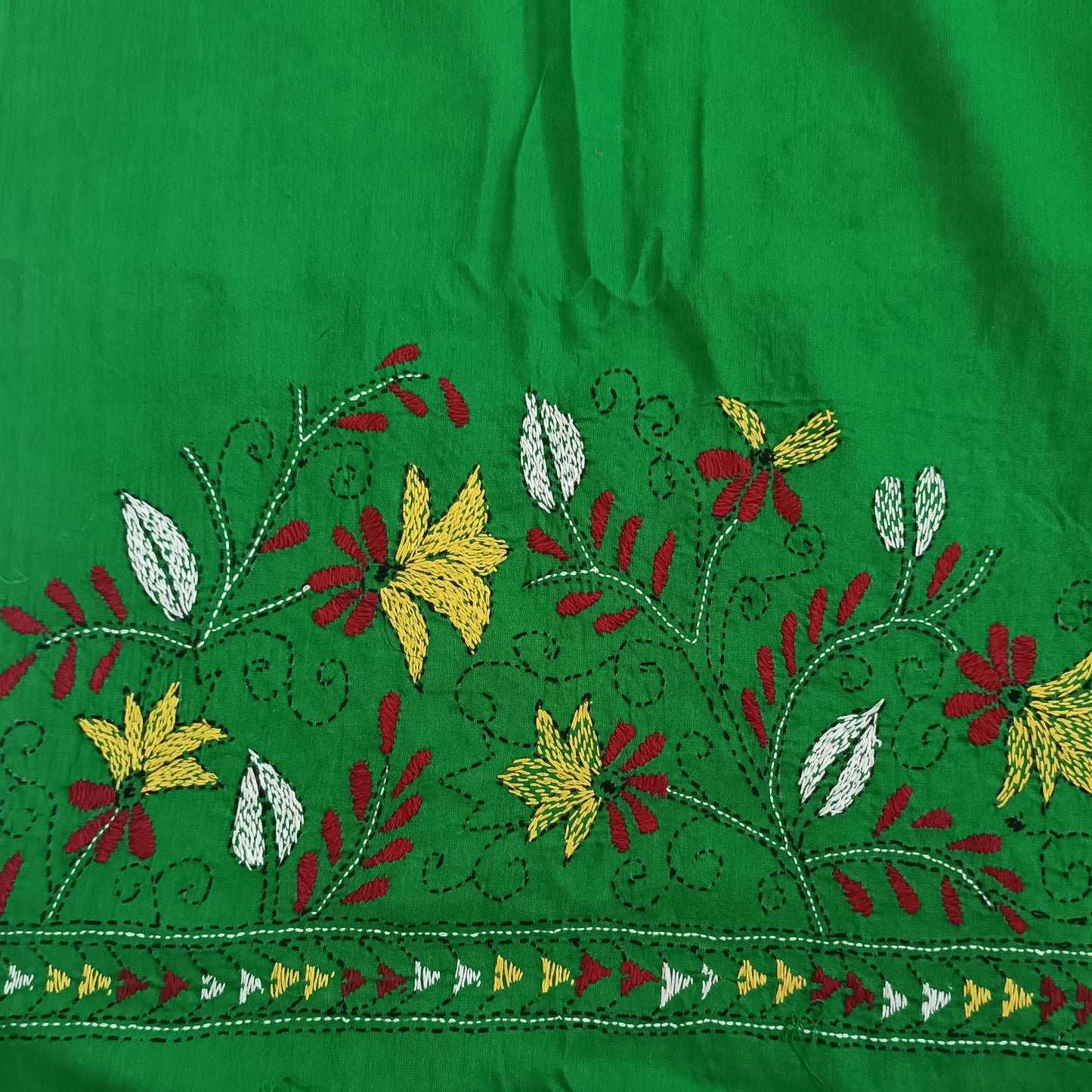 कीर्ति– Designer Kantha Stitch Blouse Fabric