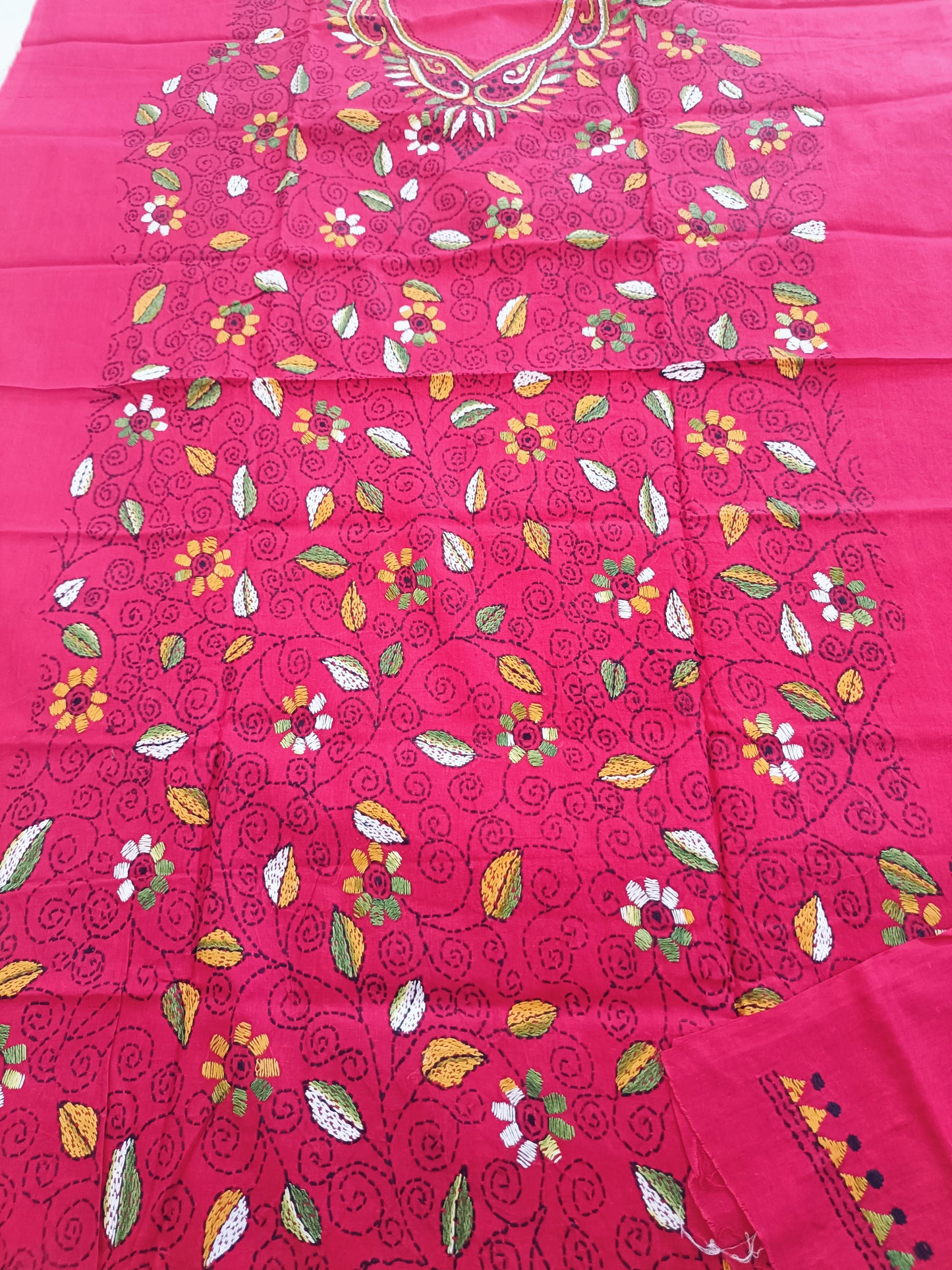 चार्वी - Kantha Cotton Kurta with Chikankari Kota Dupatta