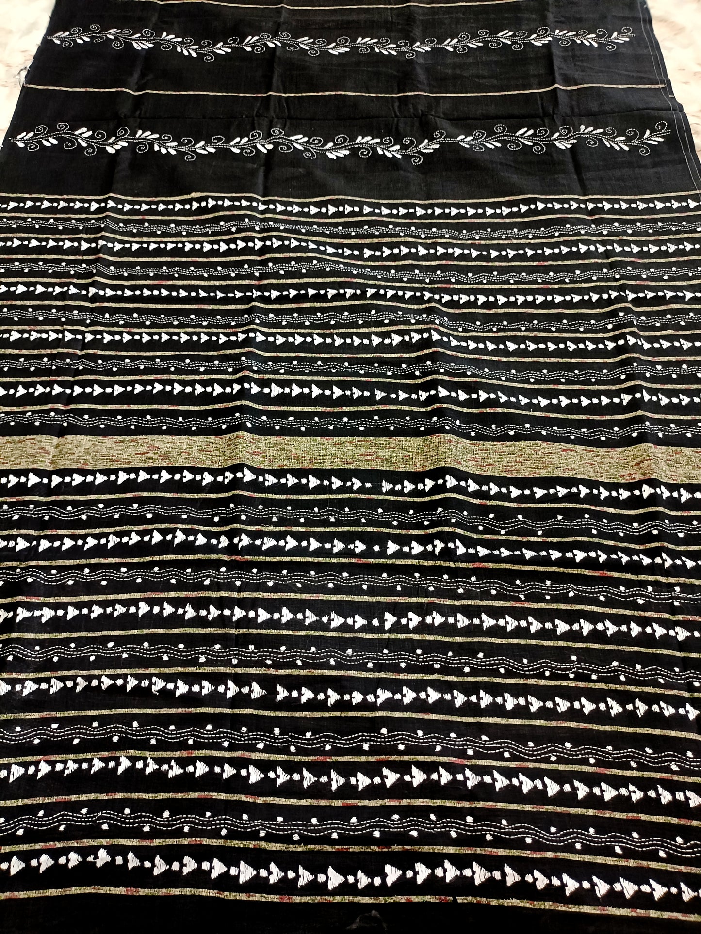 काव्या - Handmade Kantha Stitch Khesh Cotton Saree