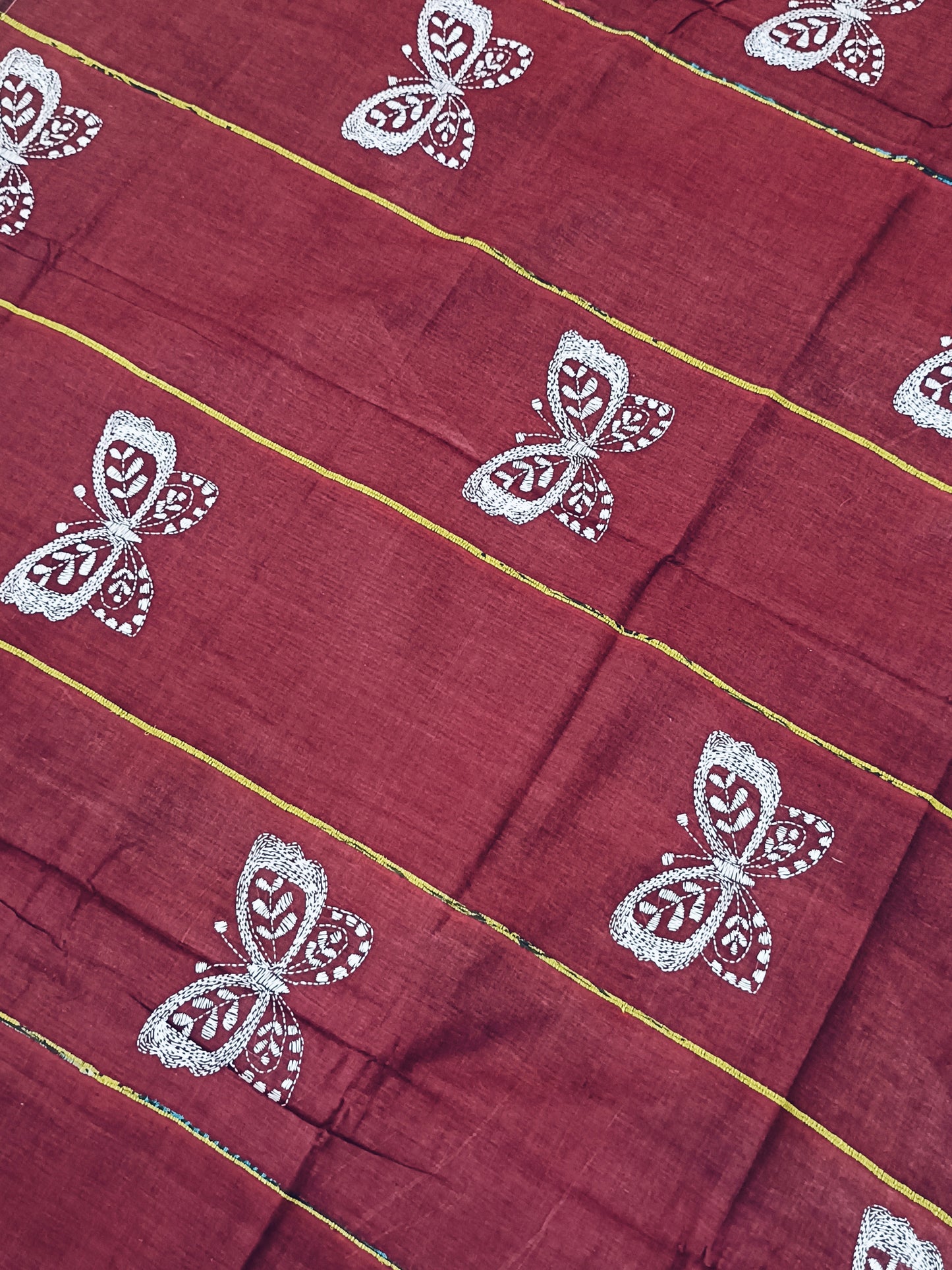 अनन्या - Handmade Kantha Stitch Khesh Cotton Saree
