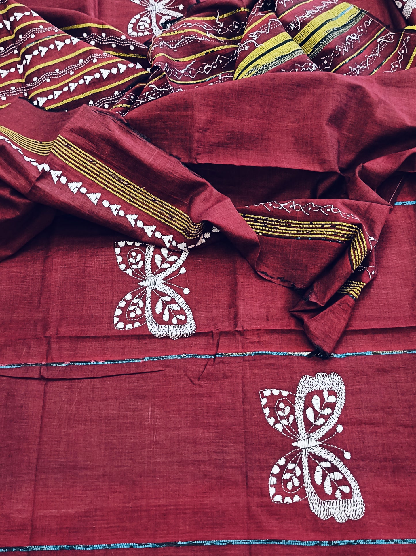 अनन्या - Handmade Kantha Stitch Khesh Cotton Saree