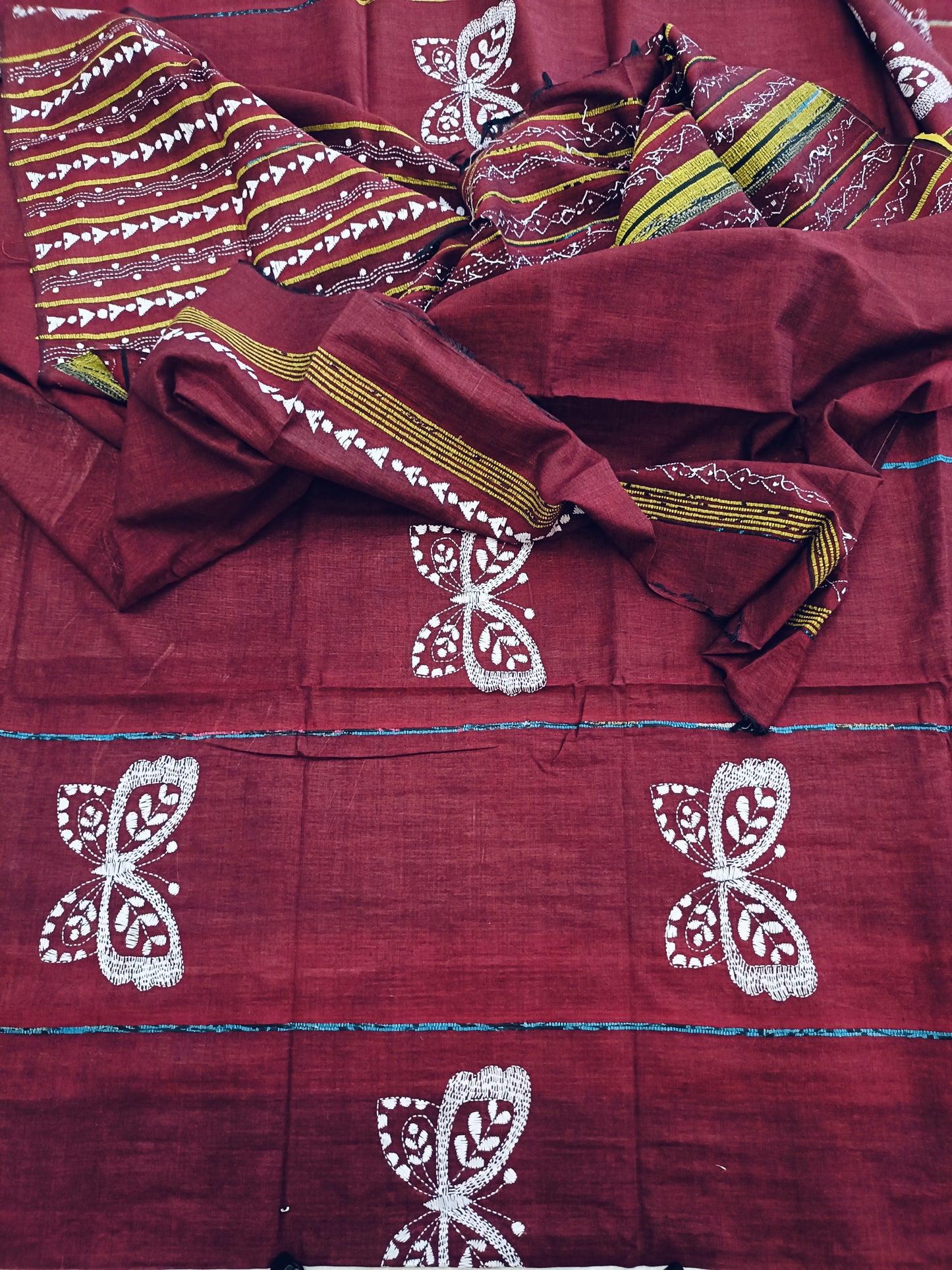 अनन्या - Handmade Kantha Stitch Khesh Cotton Saree