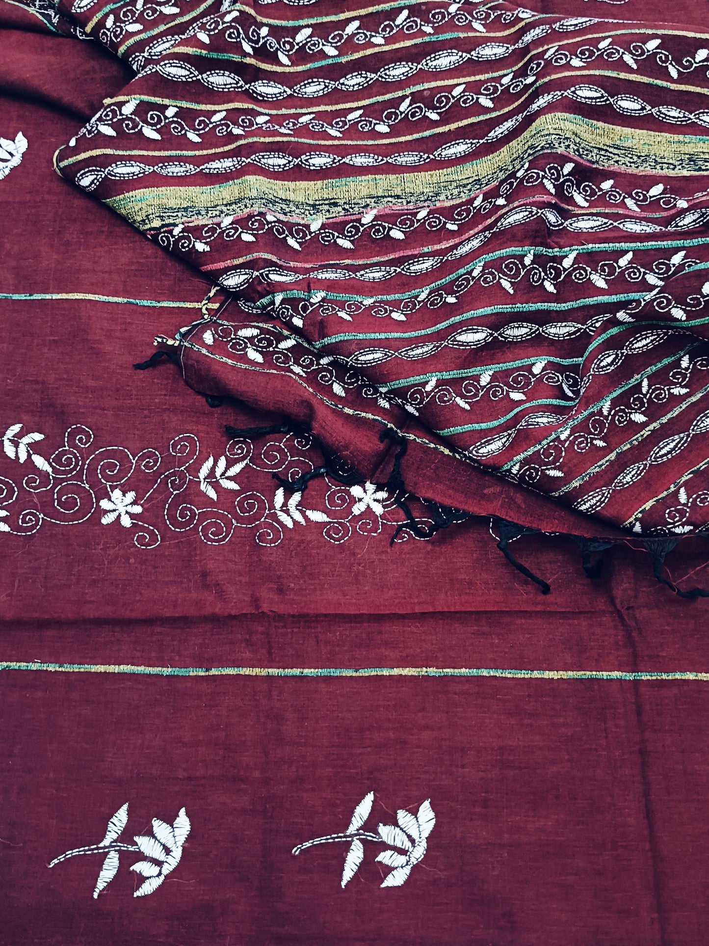 अंगारिका - Handmade Kantha Stitch Khesh Cotton Saree