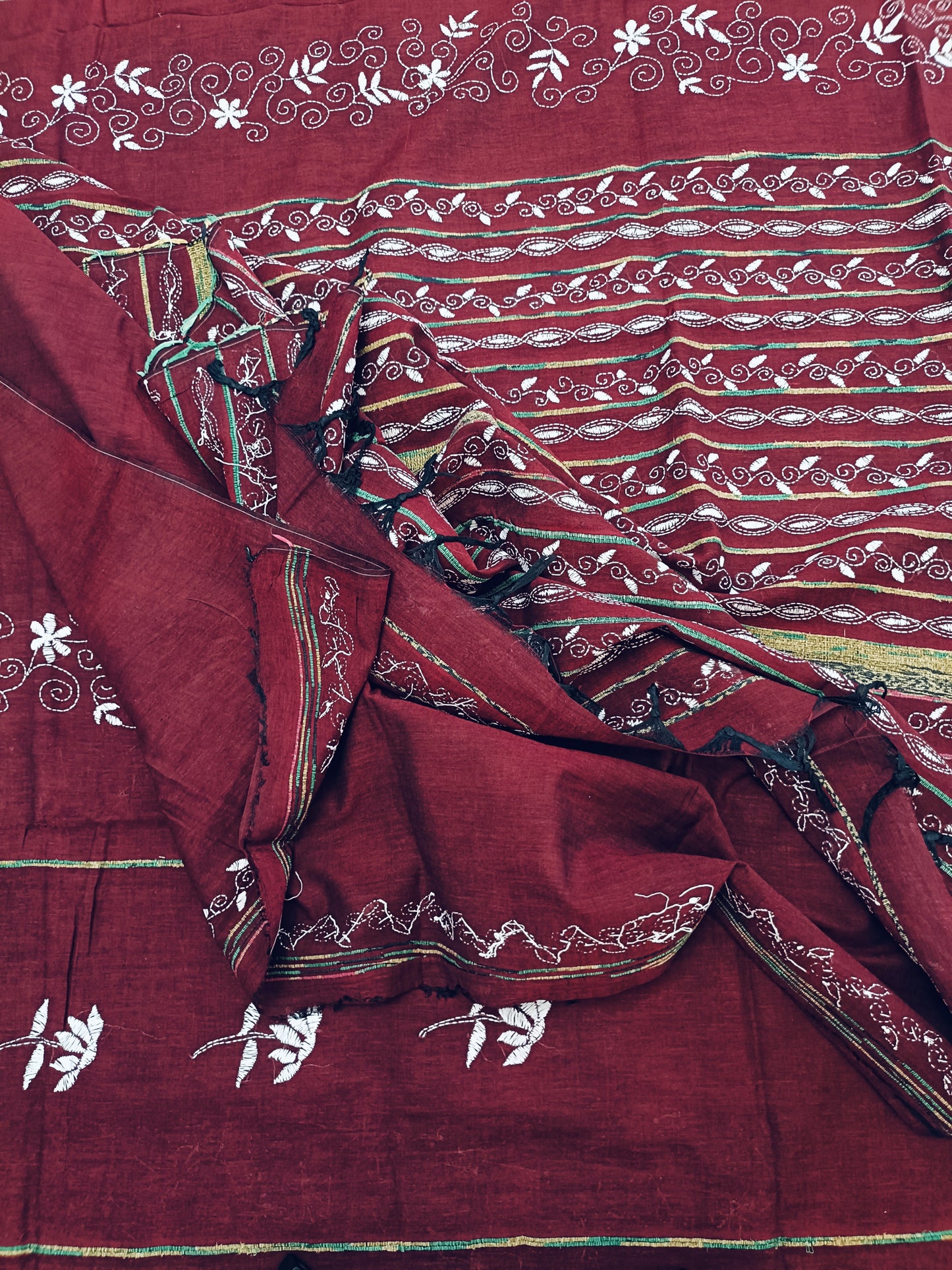 अंगारिका - Handmade Kantha Stitch Khesh Cotton Saree
