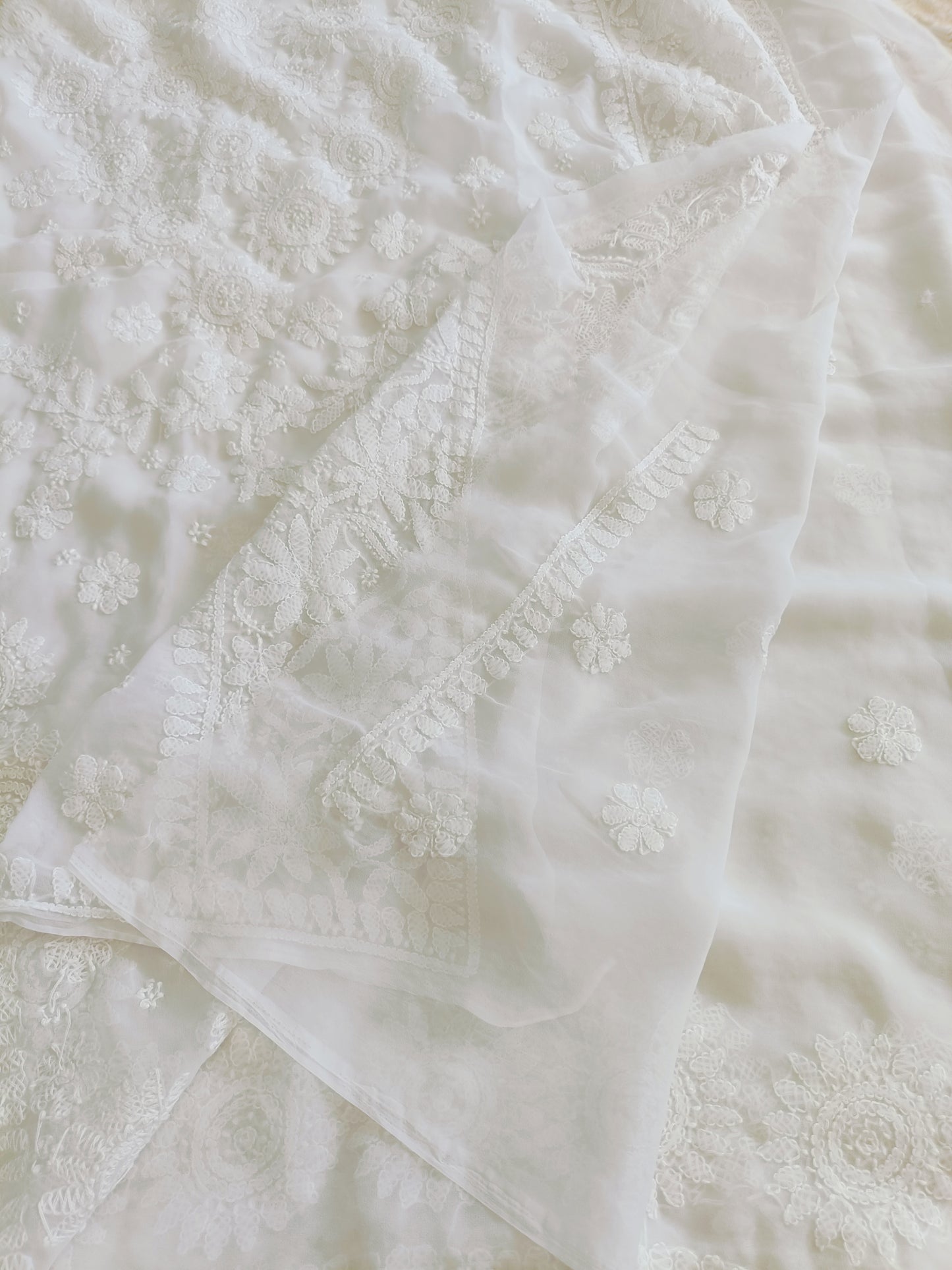रश्मि - Soft Georgette Chikankari Saree