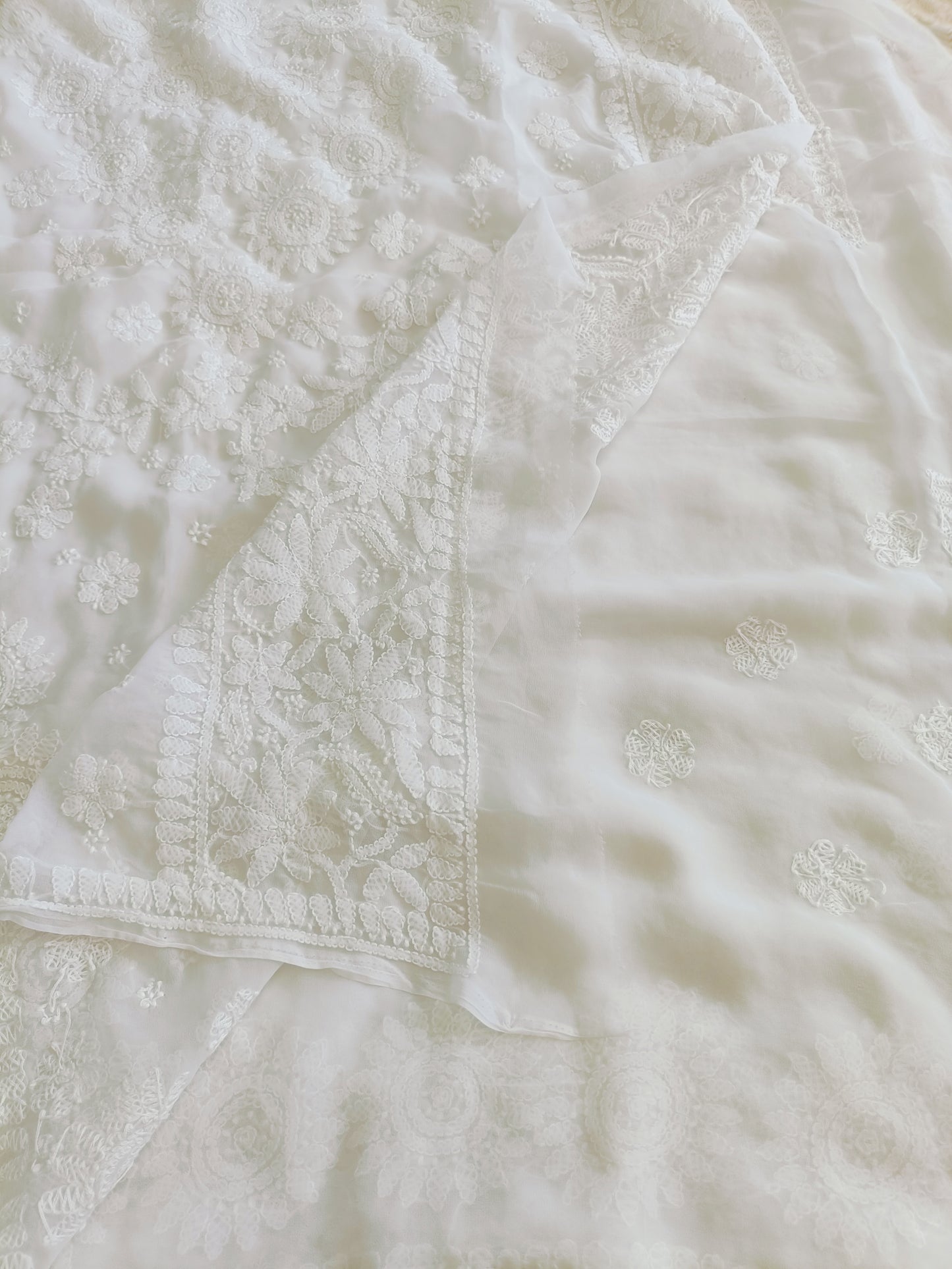 रश्मि - Soft Georgette Chikankari Saree