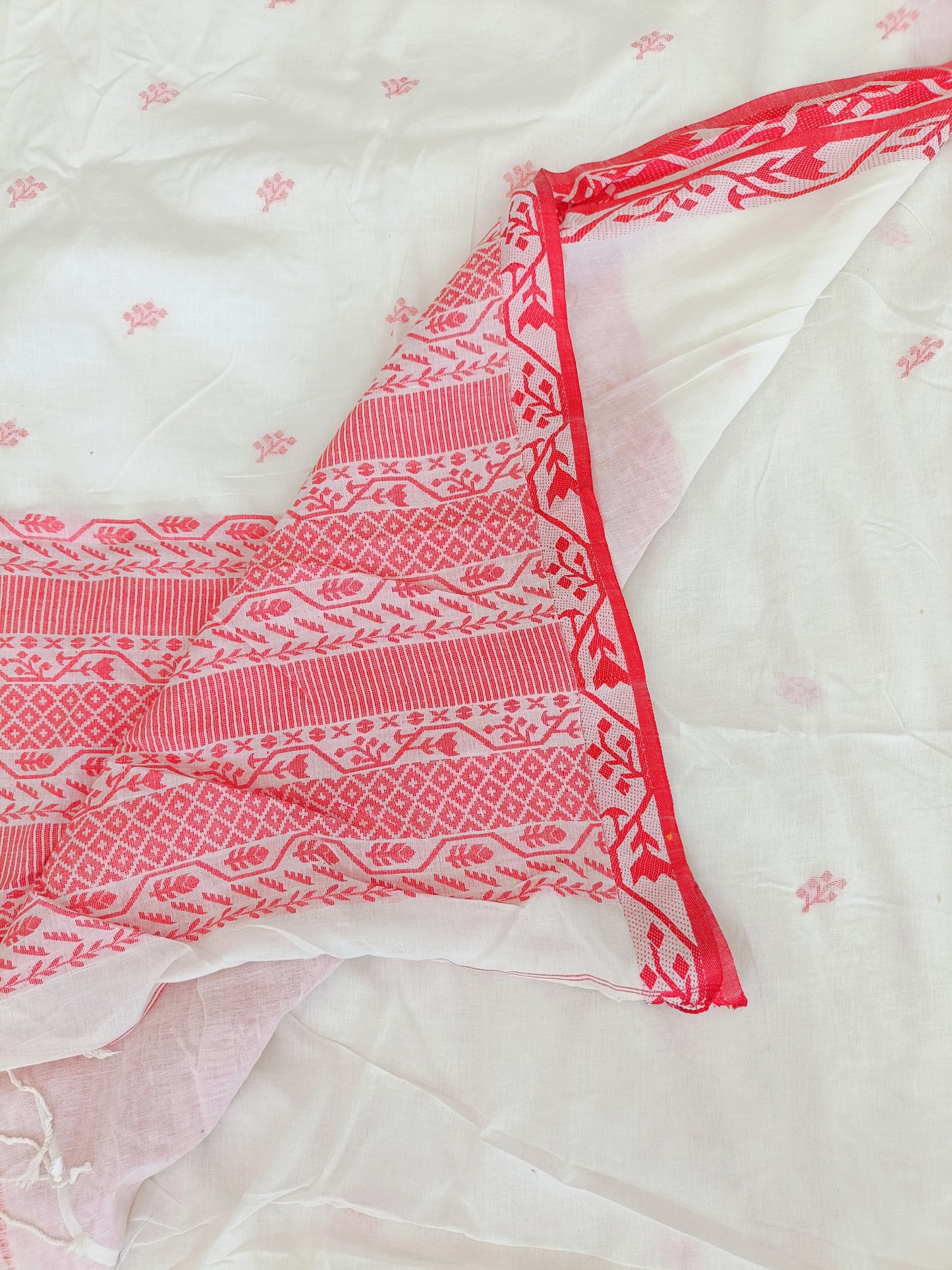 अदिती - Bengal Cotton Handwoven Sarees
