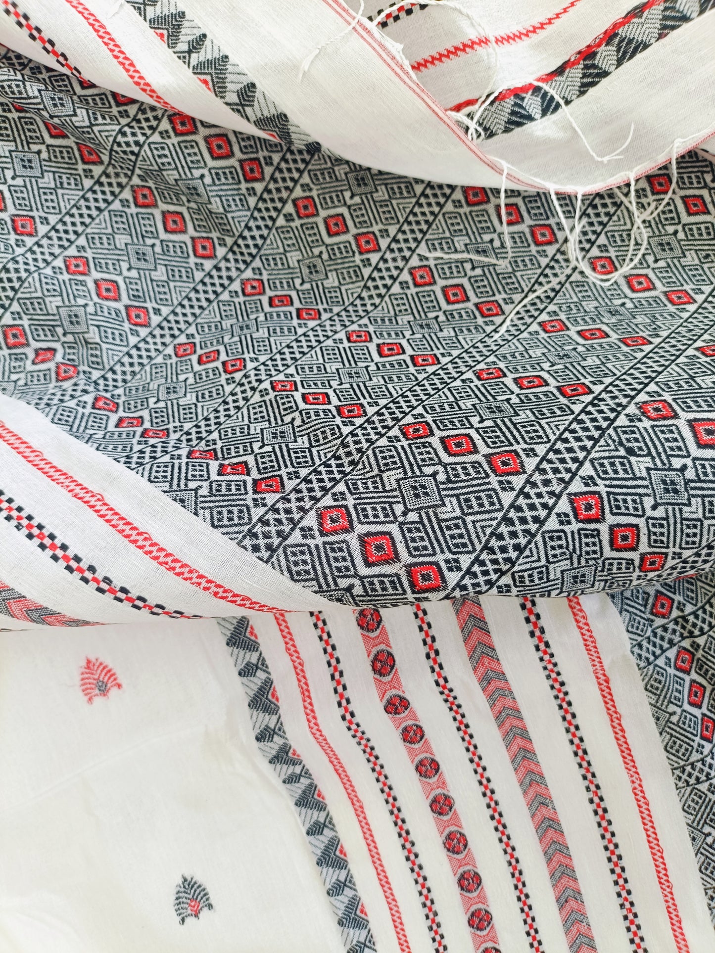 रश्मि - Bengal Cotton Handwoven Sarees