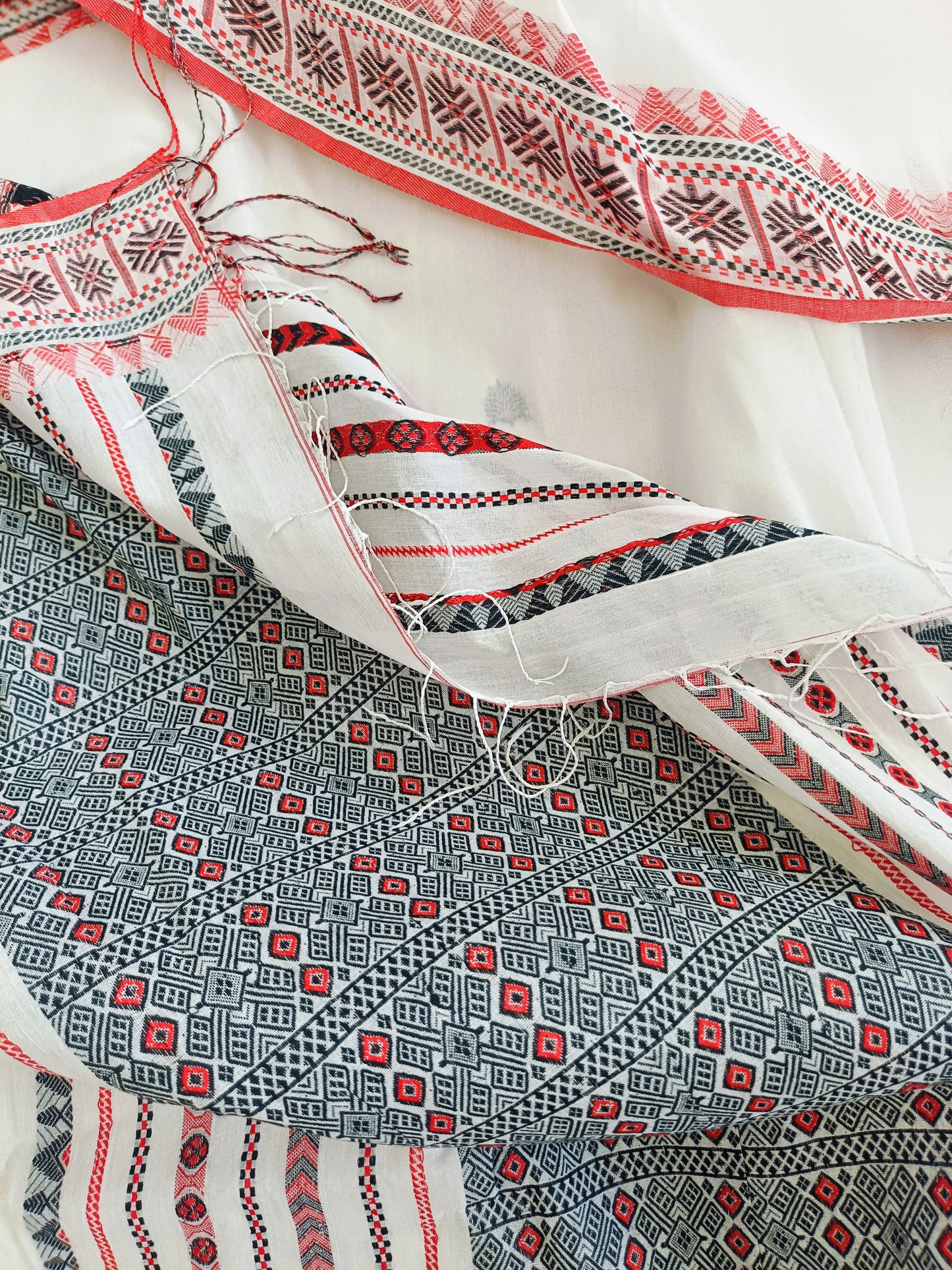रश्मि - Bengal Cotton Handwoven Sarees