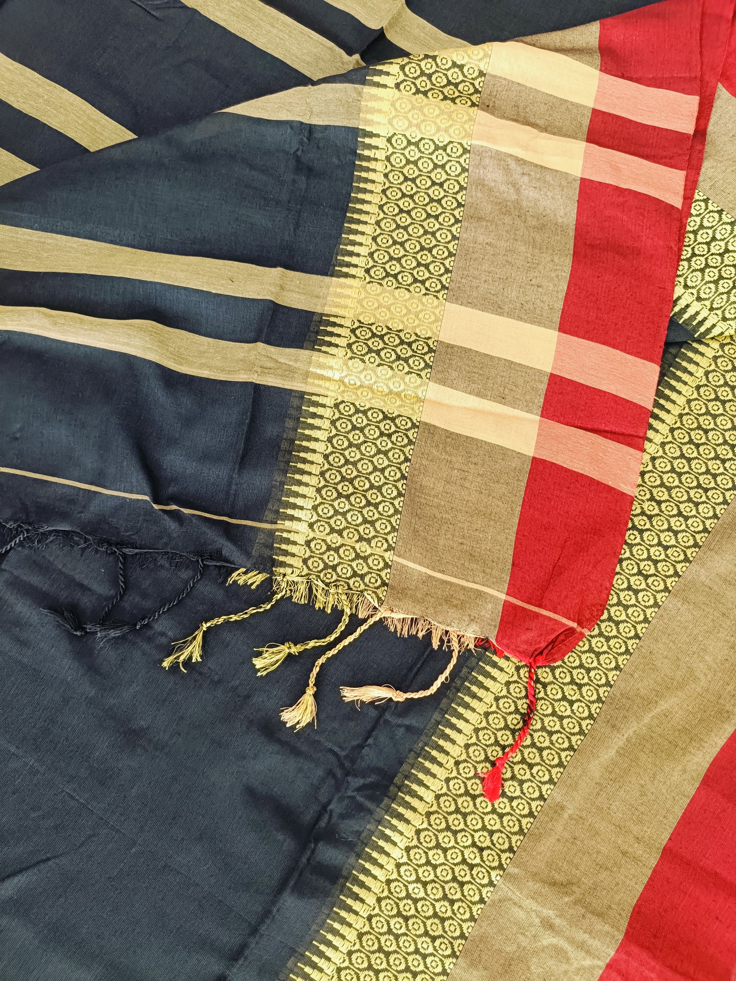 गौरी - Bengal Cotton Handwoven Sarees