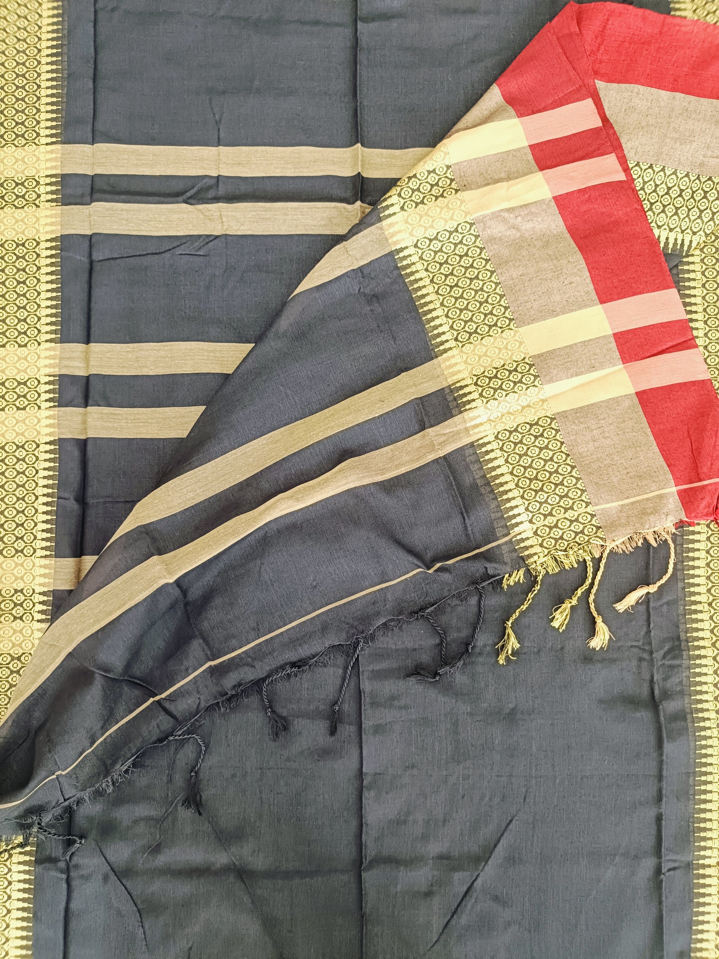 गौरी - Bengal Cotton Handwoven Sarees