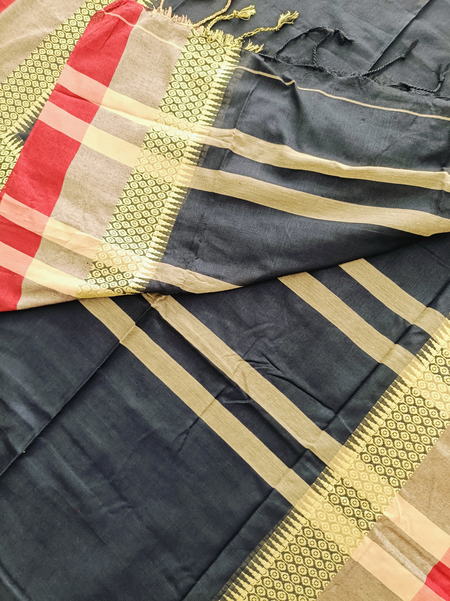 गौरी - Bengal Cotton Handwoven Sarees