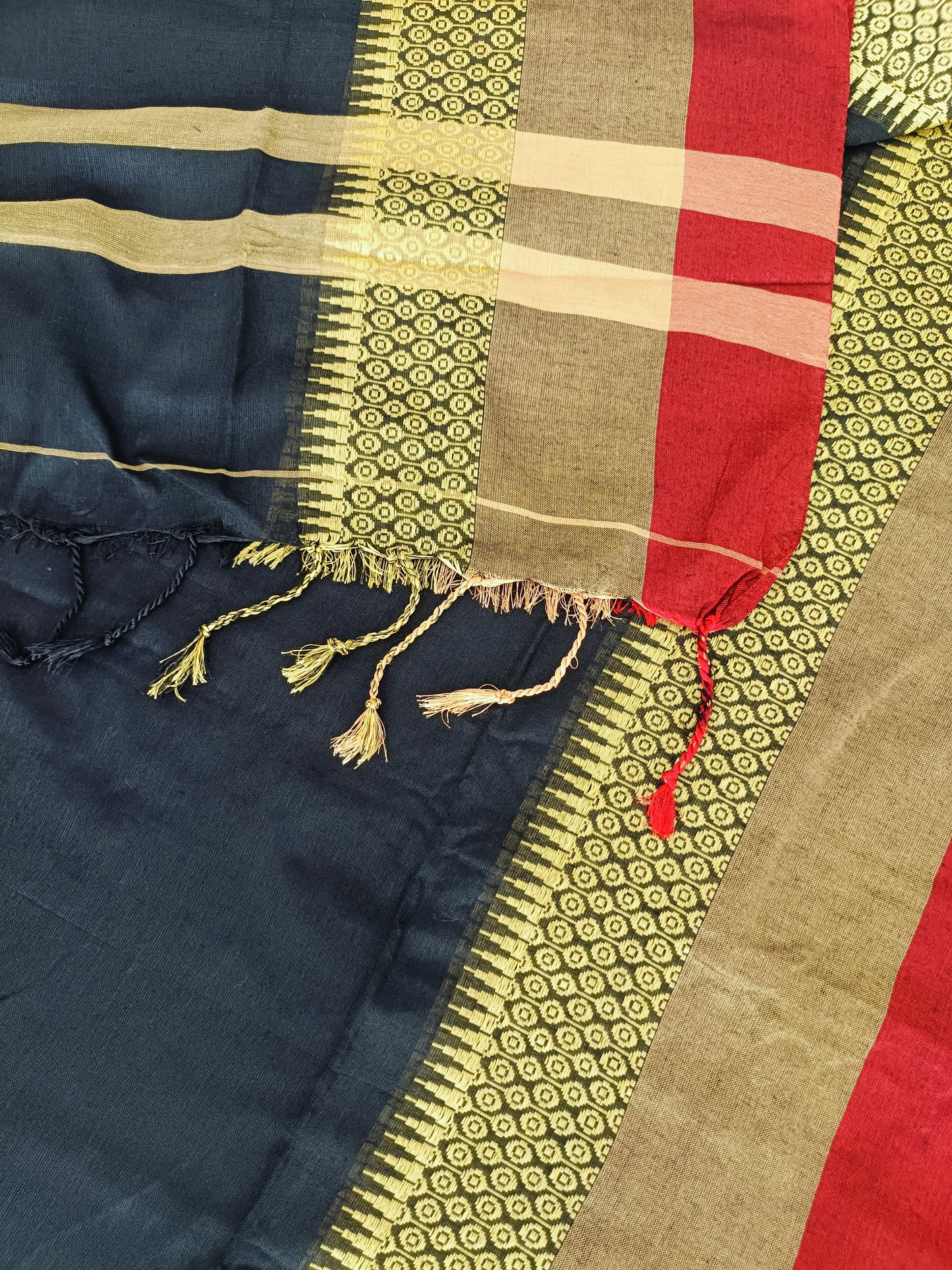 गौरी - Bengal Cotton Handwoven Sarees