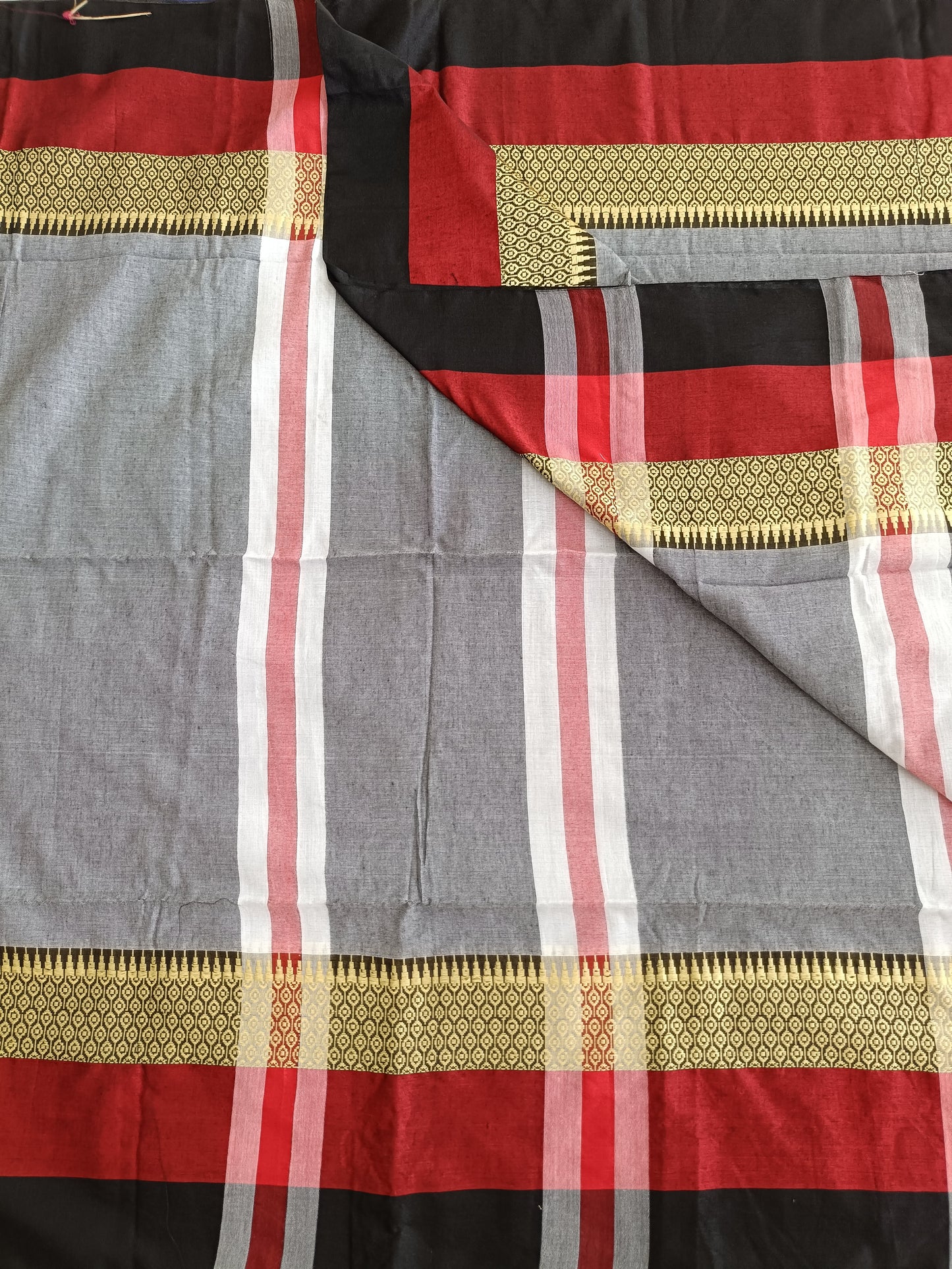 शैला - Bengal Cotton Handwoven Sarees