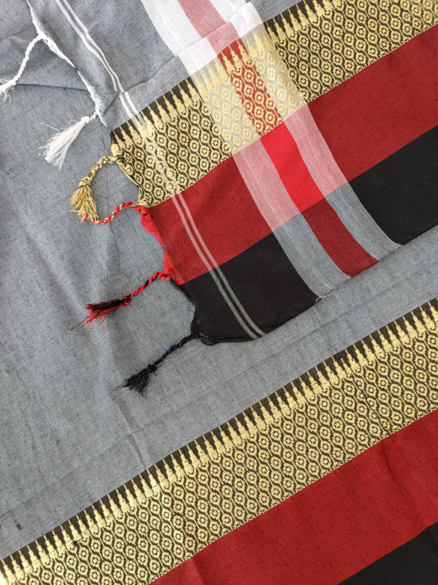 शैला - Bengal Cotton Handwoven Sarees