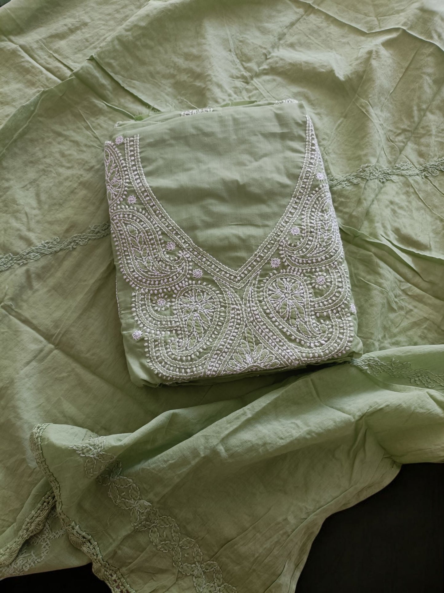 Handcrafted Chikankari Full Apparel Suit set
