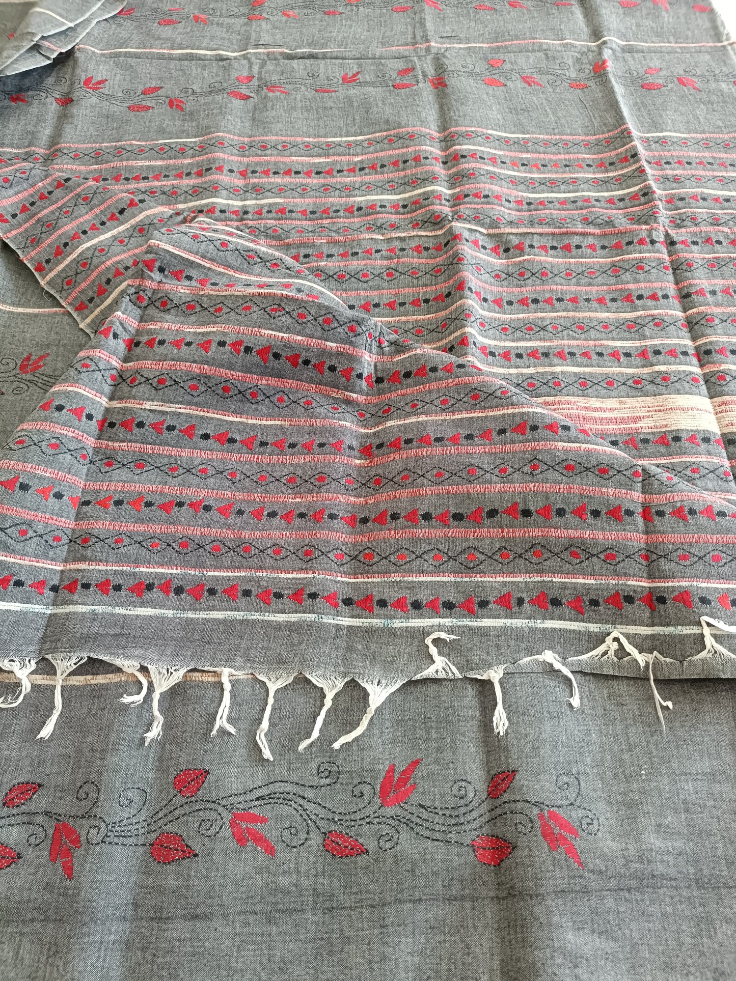 Handmade Kantha Stitch Khesh Cotton Saree