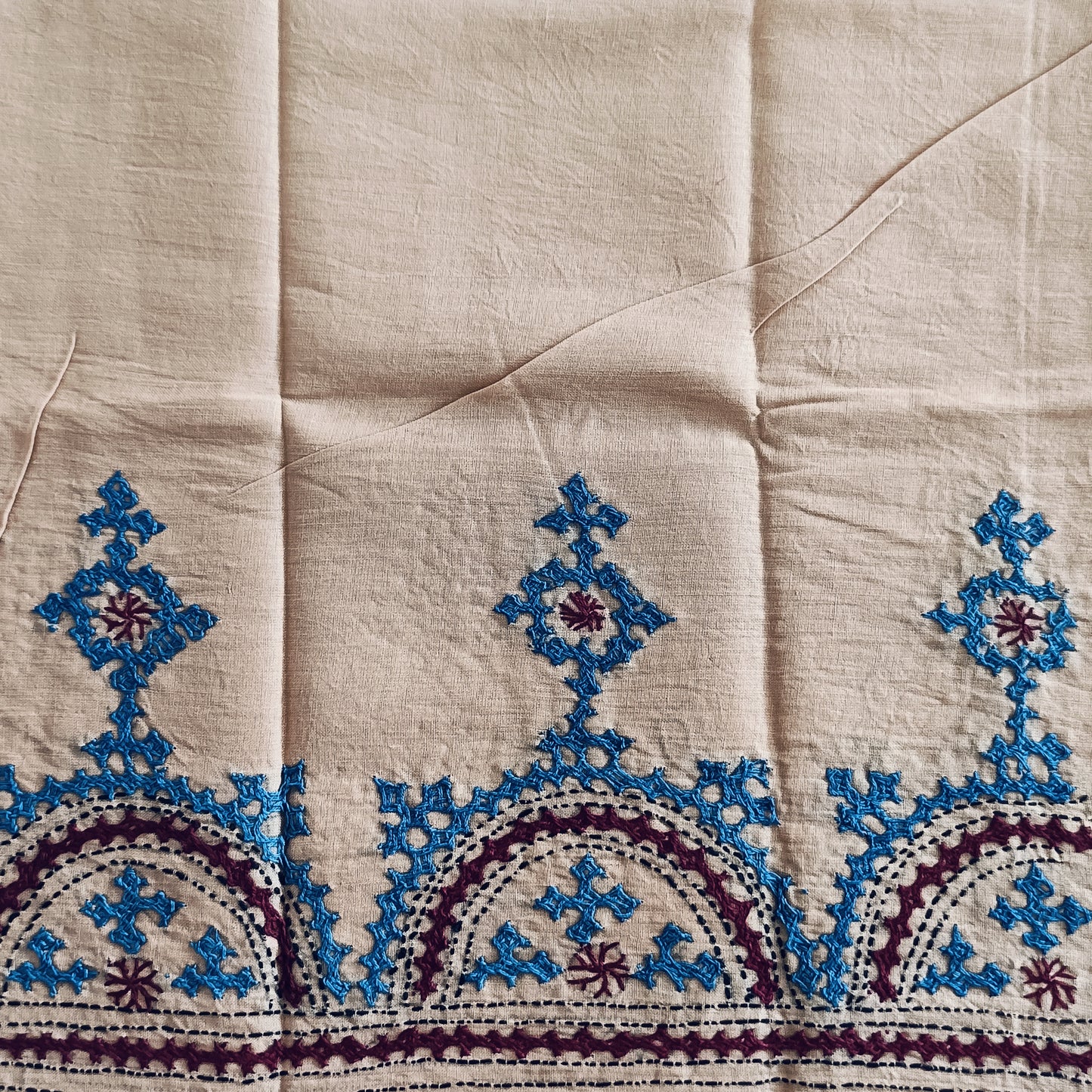 रूपबाला - Pure Cotton Kutchi Cotton Fabric Blouse - Fabric | Tags: Kutchi Cotton Fabric Blouse