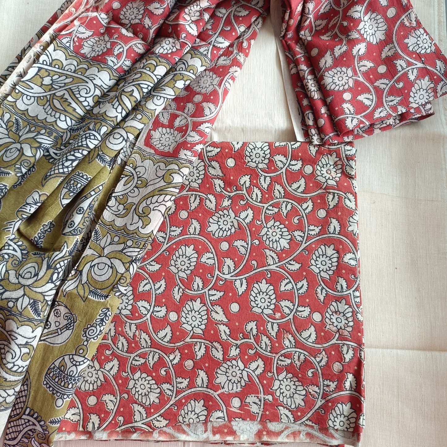 मोहिनी - Kalamkari Pure Cotton Apparel - Unstitched Apparel | Tags: Kalamkari Cotton Apparel