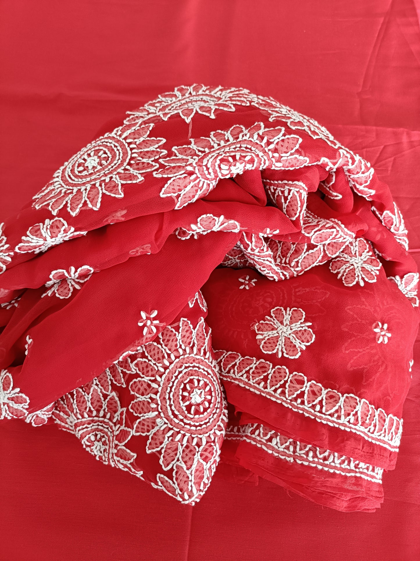 रूहानी - Soft Georgette Chikankari Saree