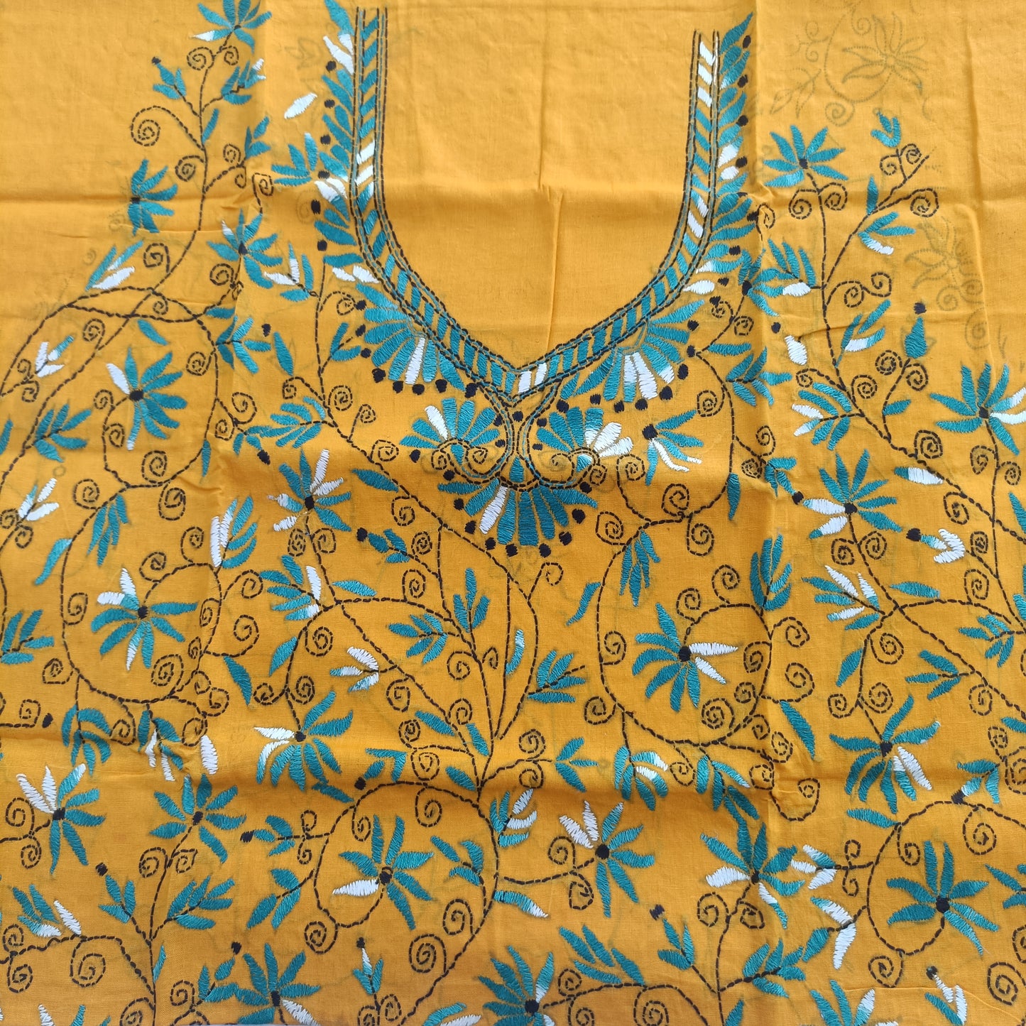 मंजरी - Kantha Cotton Kurta with Chikankari Kota Dupatta