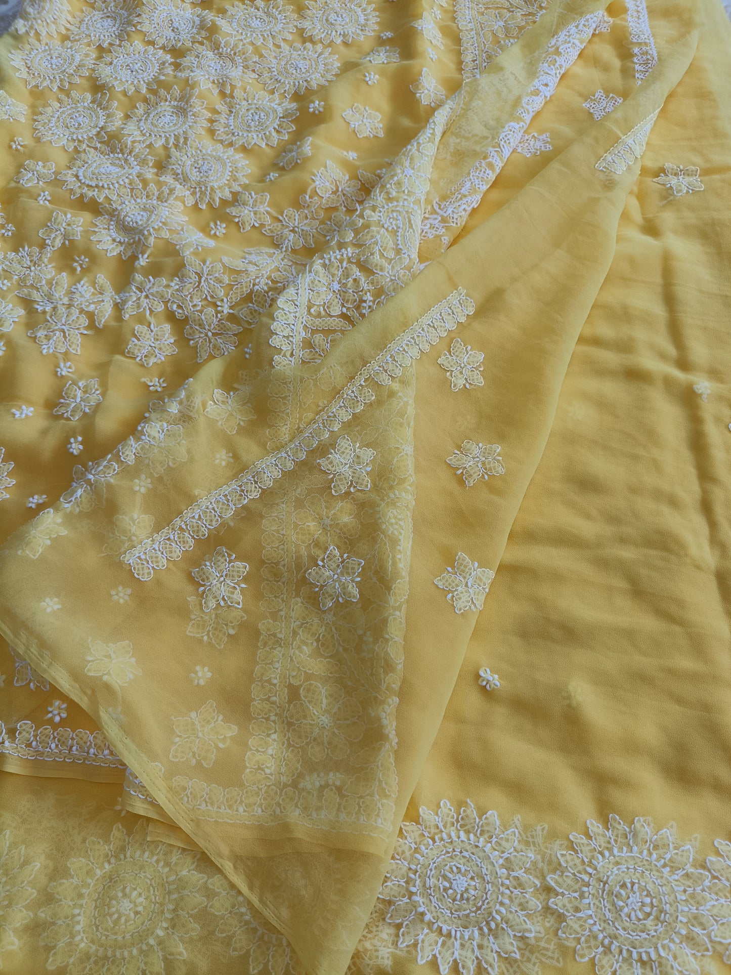 रिया - Soft Georgette Chikankari Saree