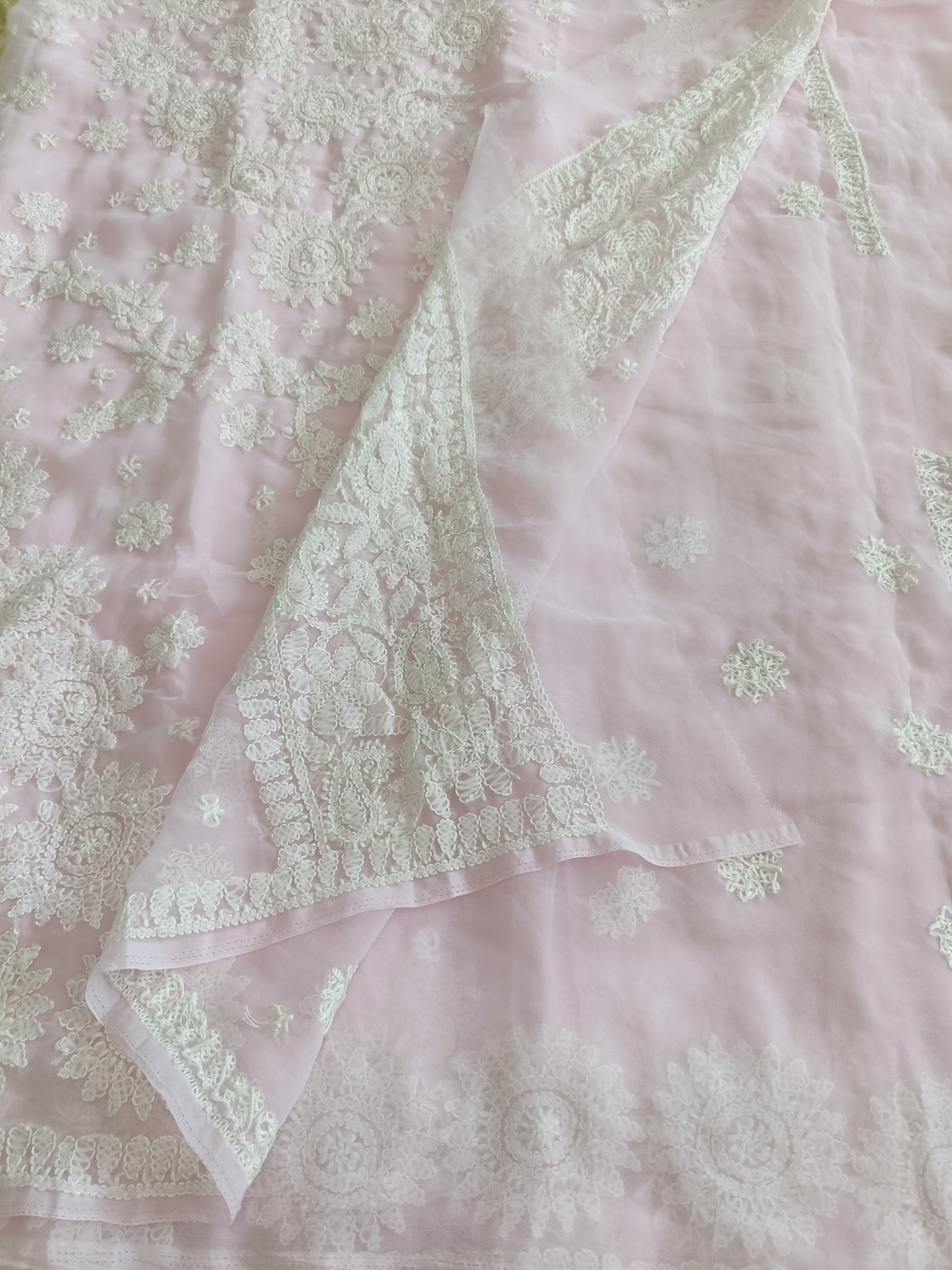 अपर्णा - Soft Georgette Chikankari Saree