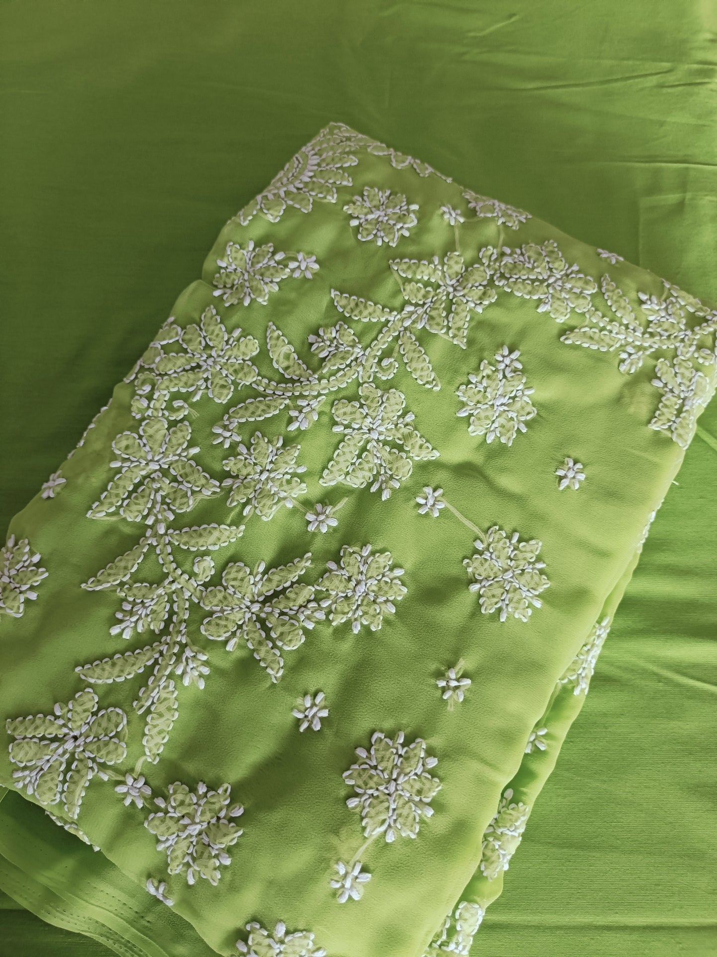 वृतिका़ - Soft Georgette Chikankari Saree