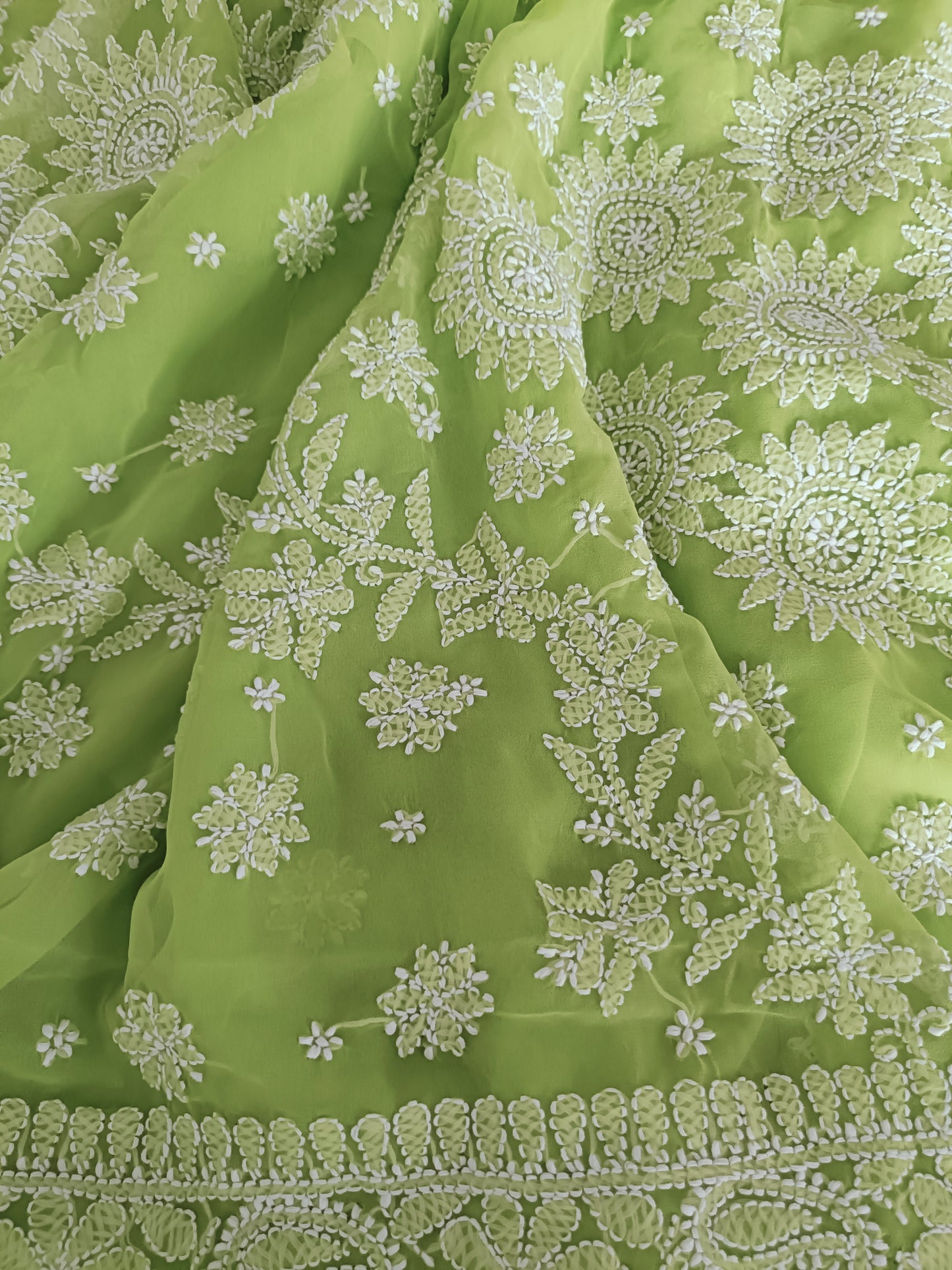 वृतिका़ - Soft Georgette Chikankari Saree