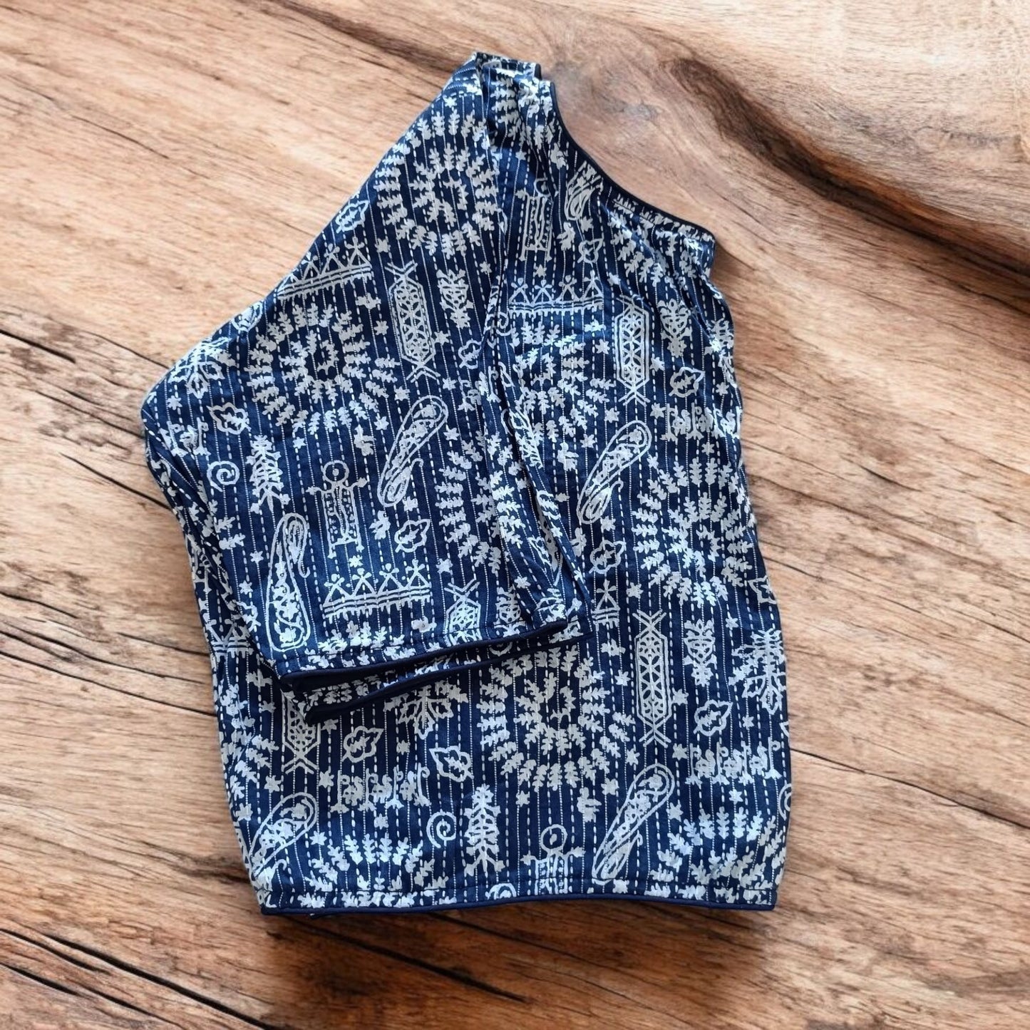 अलकनंदा - Stitched Cotton Bagru Printed Blouse - Stitched Blouse | Tags: Bagru Glass Sleeves