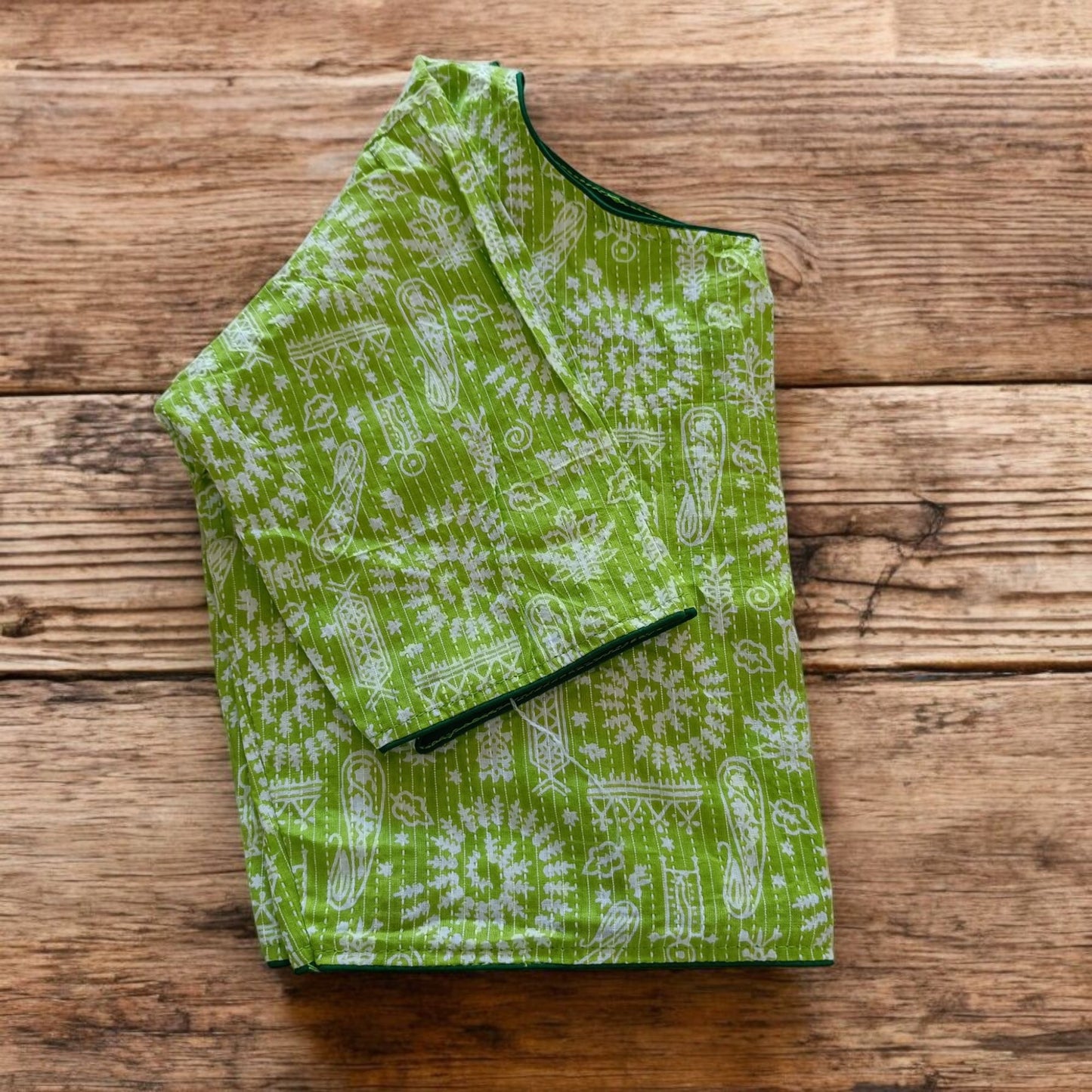 वसुधा - Stitched Cotton Bagru Printed Blouse - Stitched Blouse | Tags: Bagru Glass Sleeves