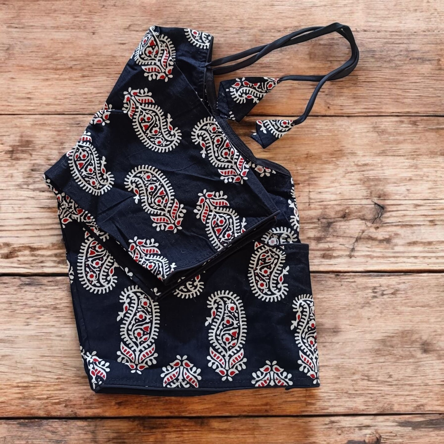 सौरभिता - Stitched Cotton Bagru Printed Blouse - Stitched Blouse | Tags: Bagru Glass Sleeves