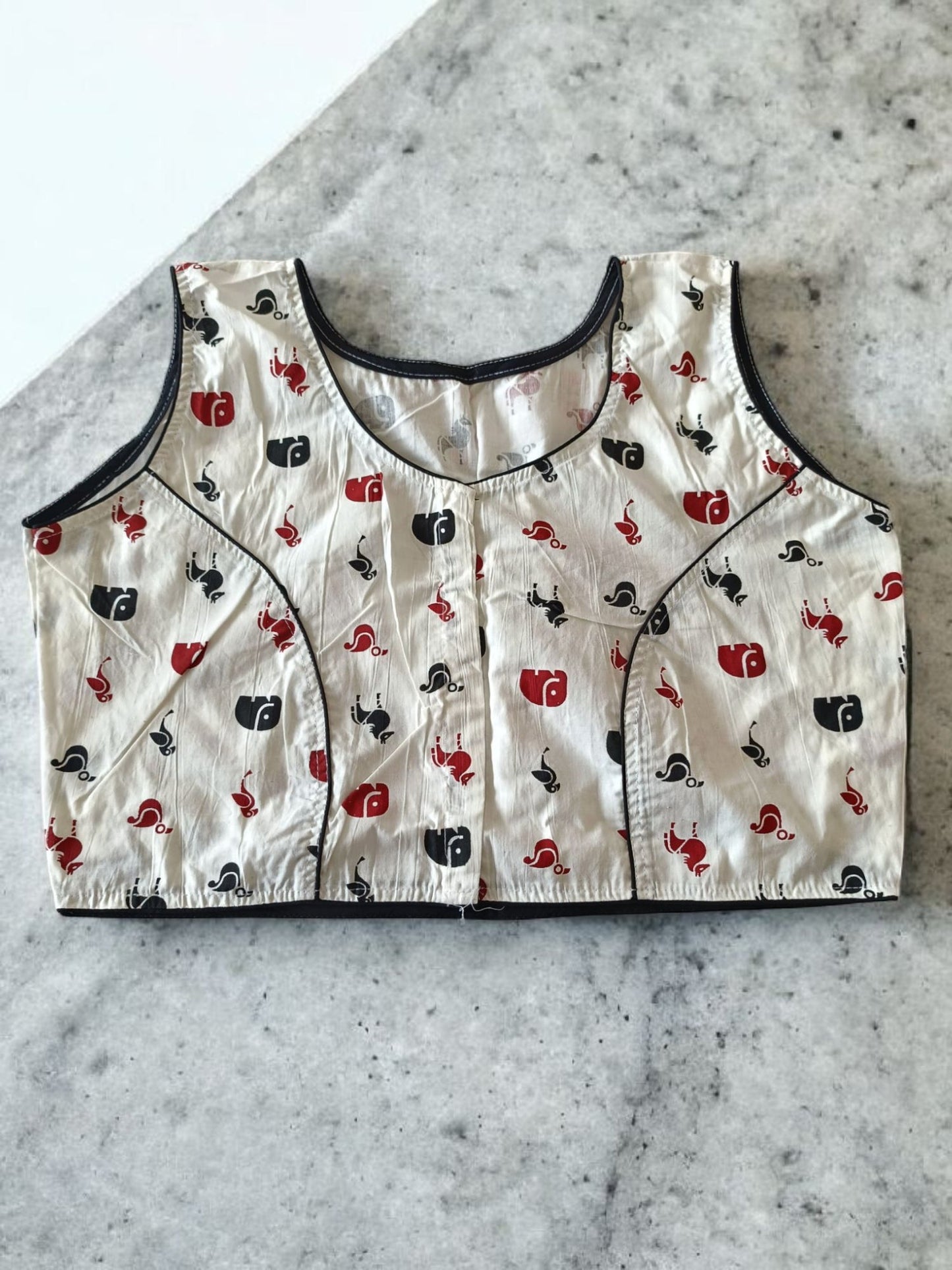 रूपांजलि - Stitched Cotton Bagru Printed Sleeveless - Stitched Blouse | Tags: Bagru Cotton Sleeveless