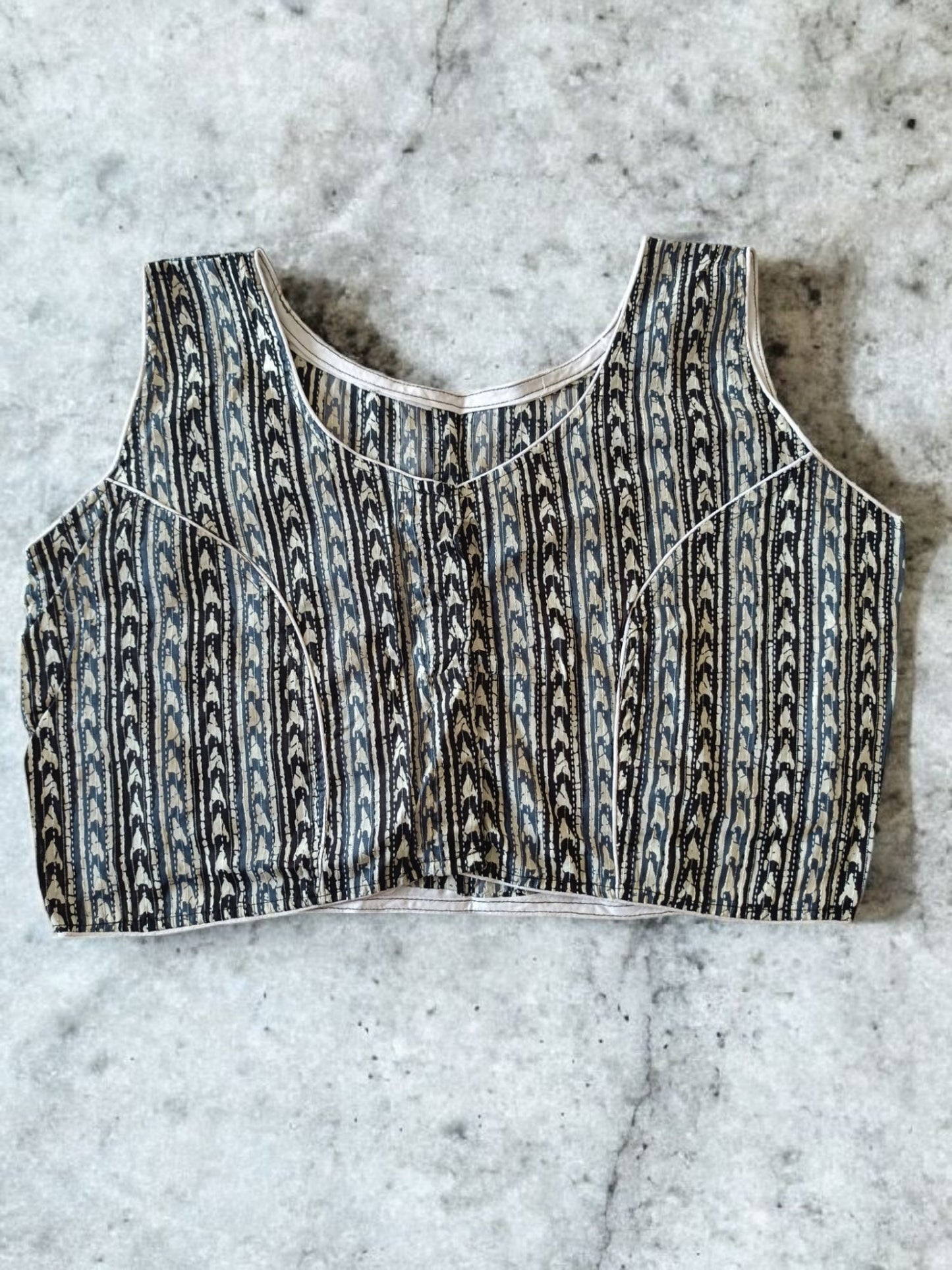दिव्यानका - Stitched Cotton Bagru Printed Sleeveless - Stitched Blouse | Tags: Bagru Cotton Sleeveless