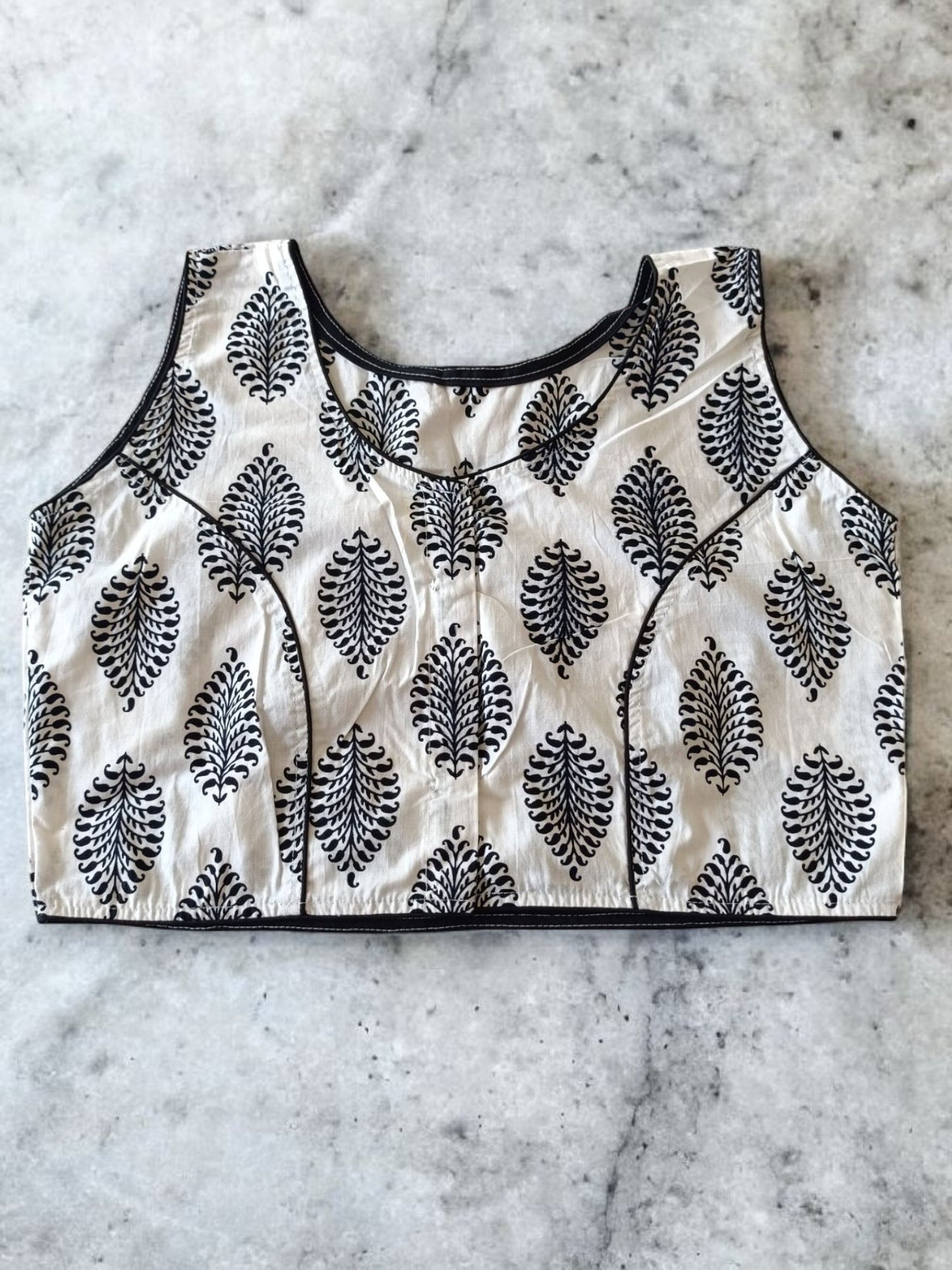 नीलांगी - Stitched Cotton Bagru Printed Sleeveless - Stitched Blouse | Tags: Bagru Cotton Sleeveless