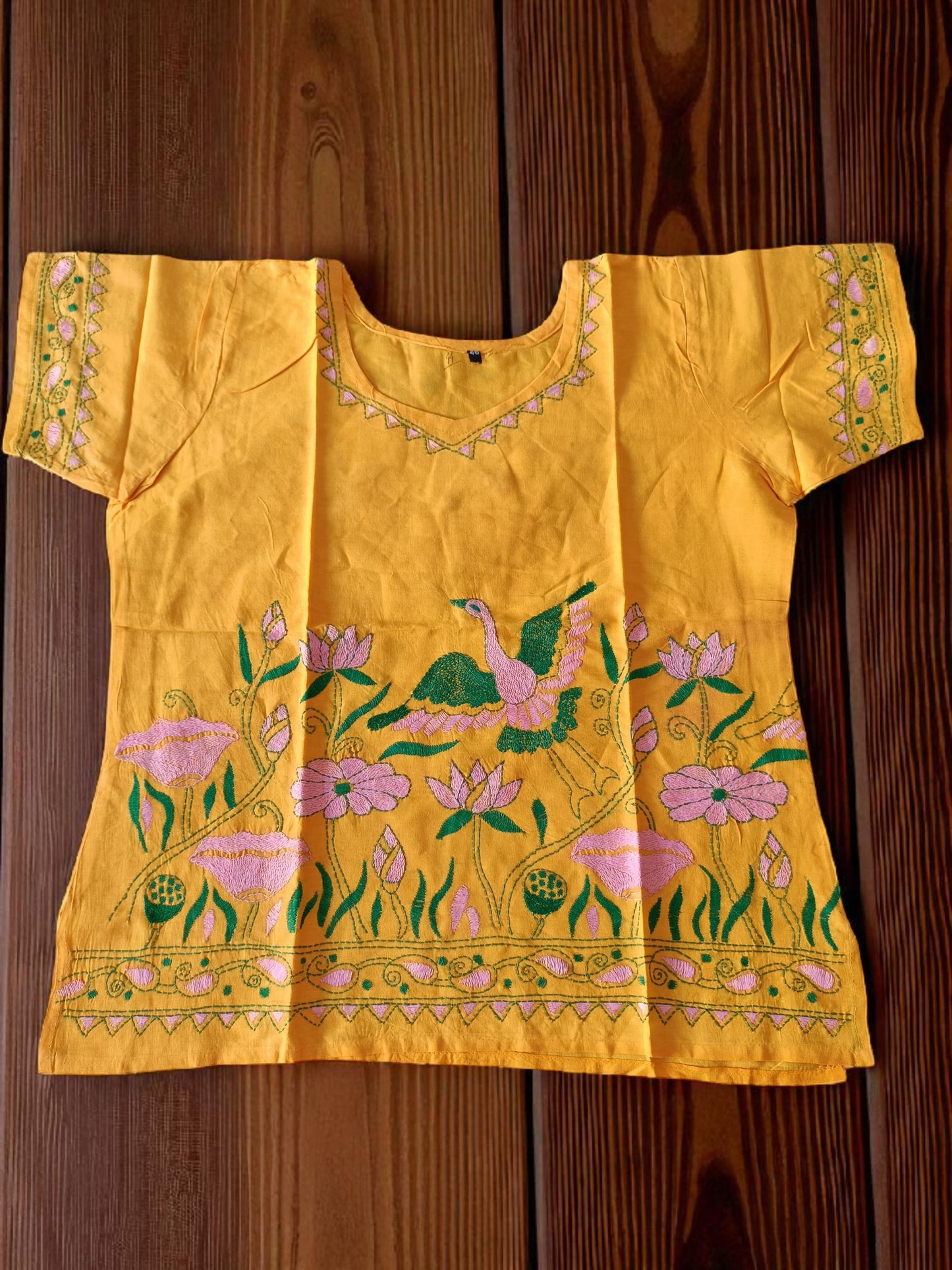 अर्वा | 44" S - Pure Cotton Kantha Stitch Women's Top