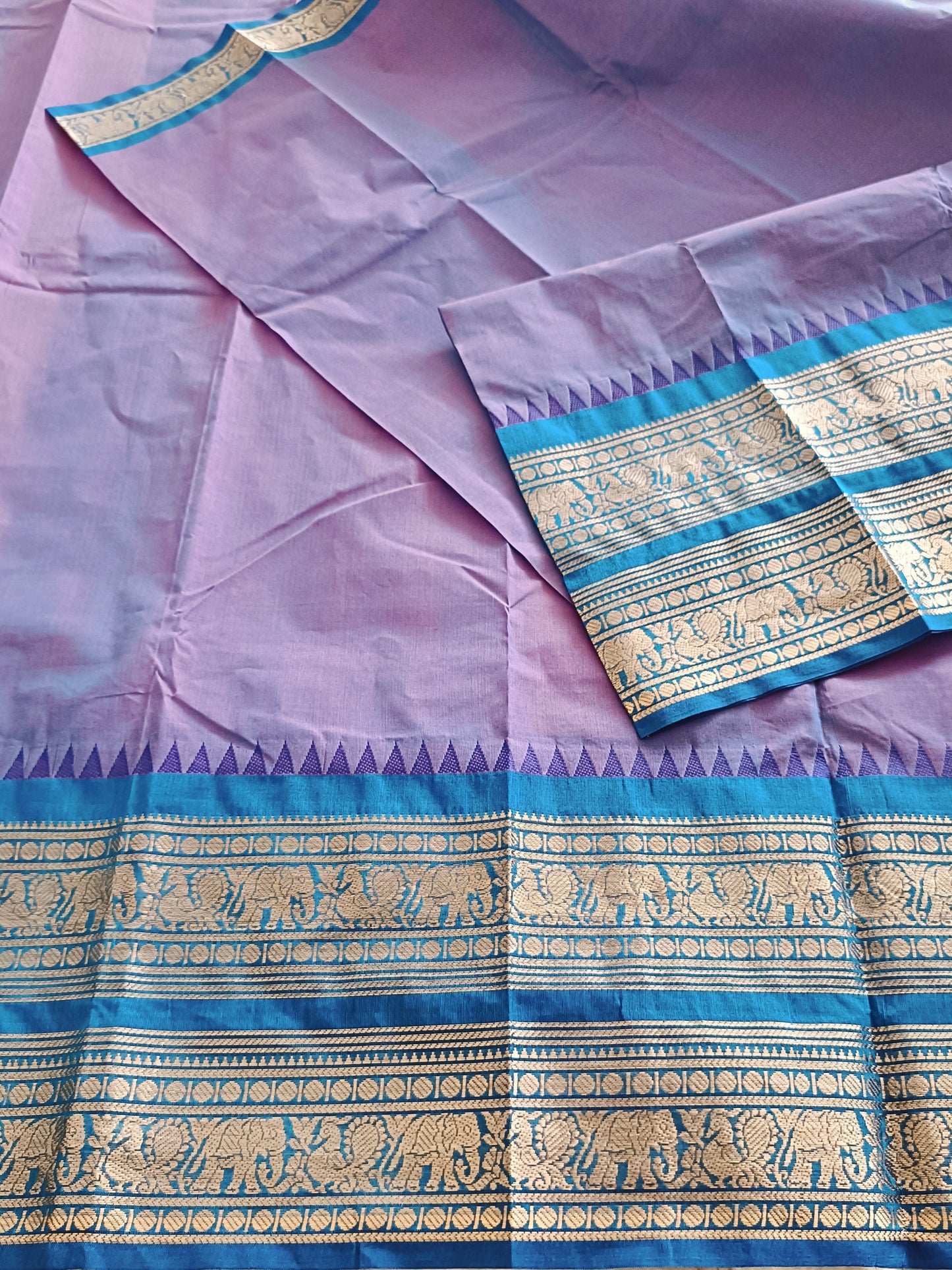 à¤¸à¥à¤‚à¤¦à¤°à¤¿à¤•à¤¾ | Sundarika - Traditional Kanchi South Cotton Saree - Saree | Tags: South Cotton