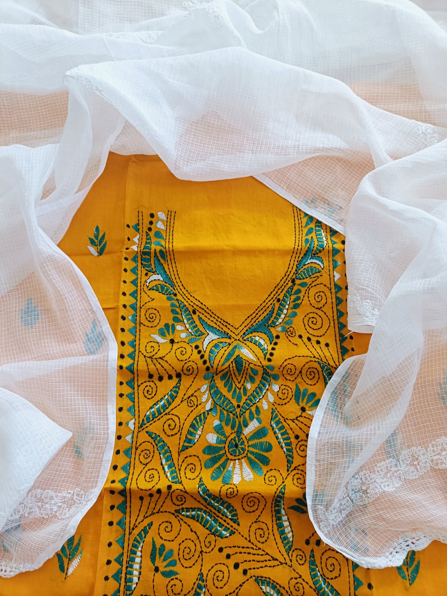 अन्विता - Kantha Cotton Kurta with Chikankari Kota Dupatta