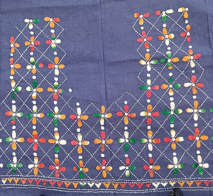 ज्योत्स्ना – Designer Kantha Stitch Blouse Fabric