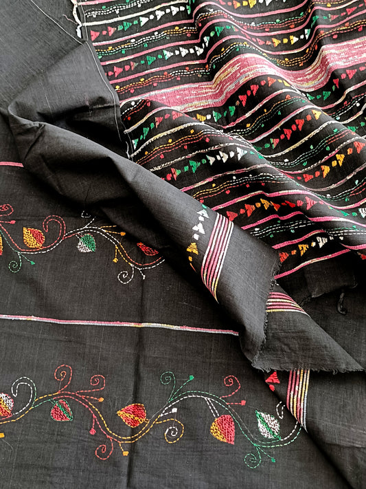 नंदिता - Handmade Kantha Stitch Khesh Cotton Saree