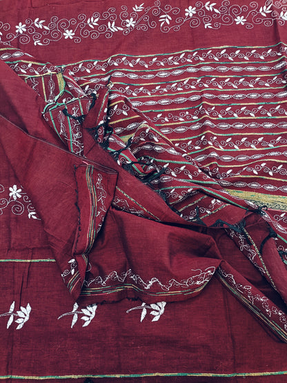 अंगारिका - Handmade Kantha Stitch Khesh Cotton Saree