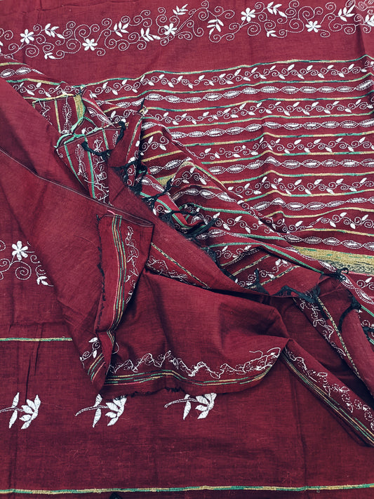 अंगारिका - Handmade Kantha Stitch Khesh Cotton Saree