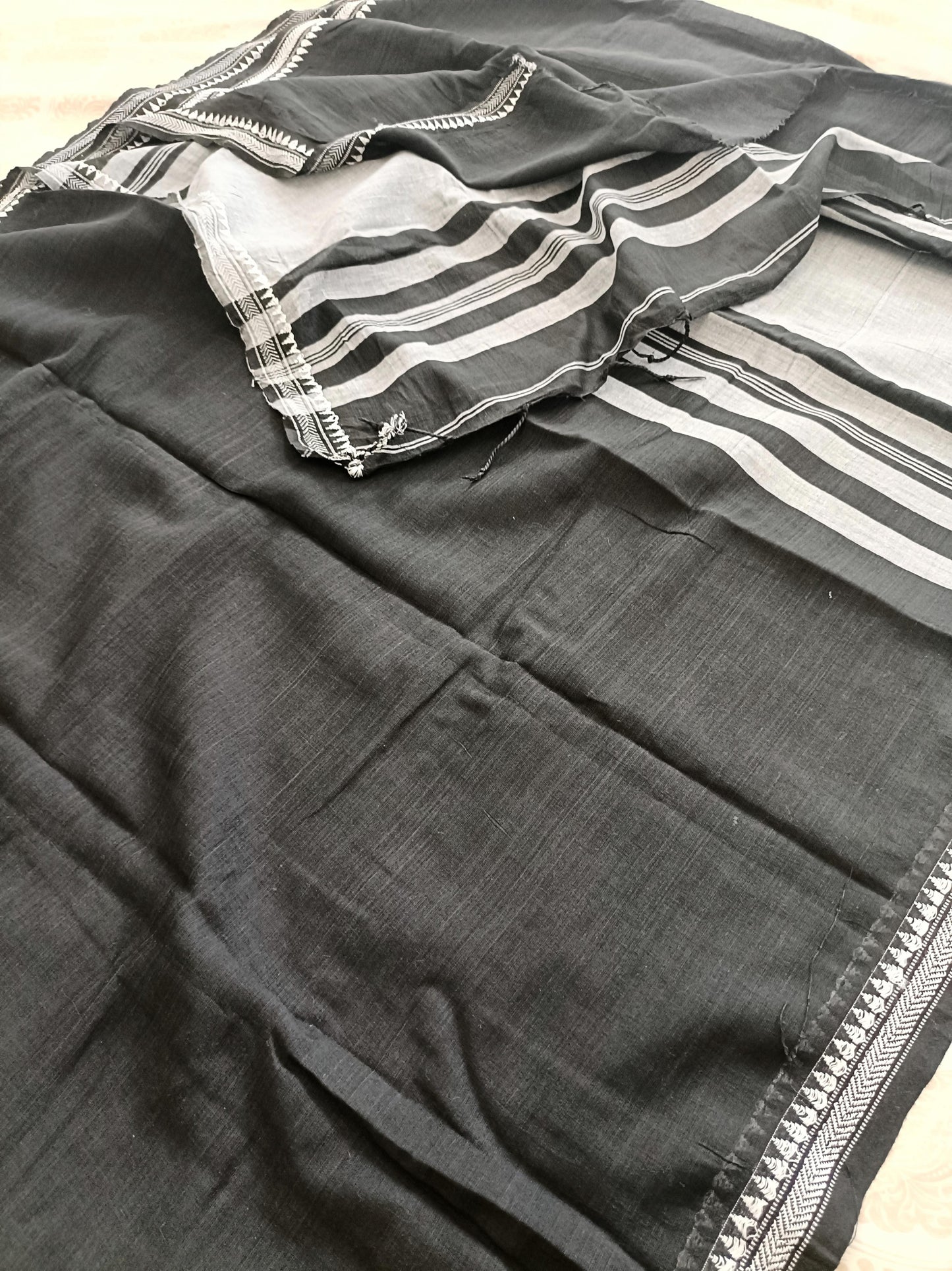 दिव्या - Bengal Cotton Handwoven Sarees