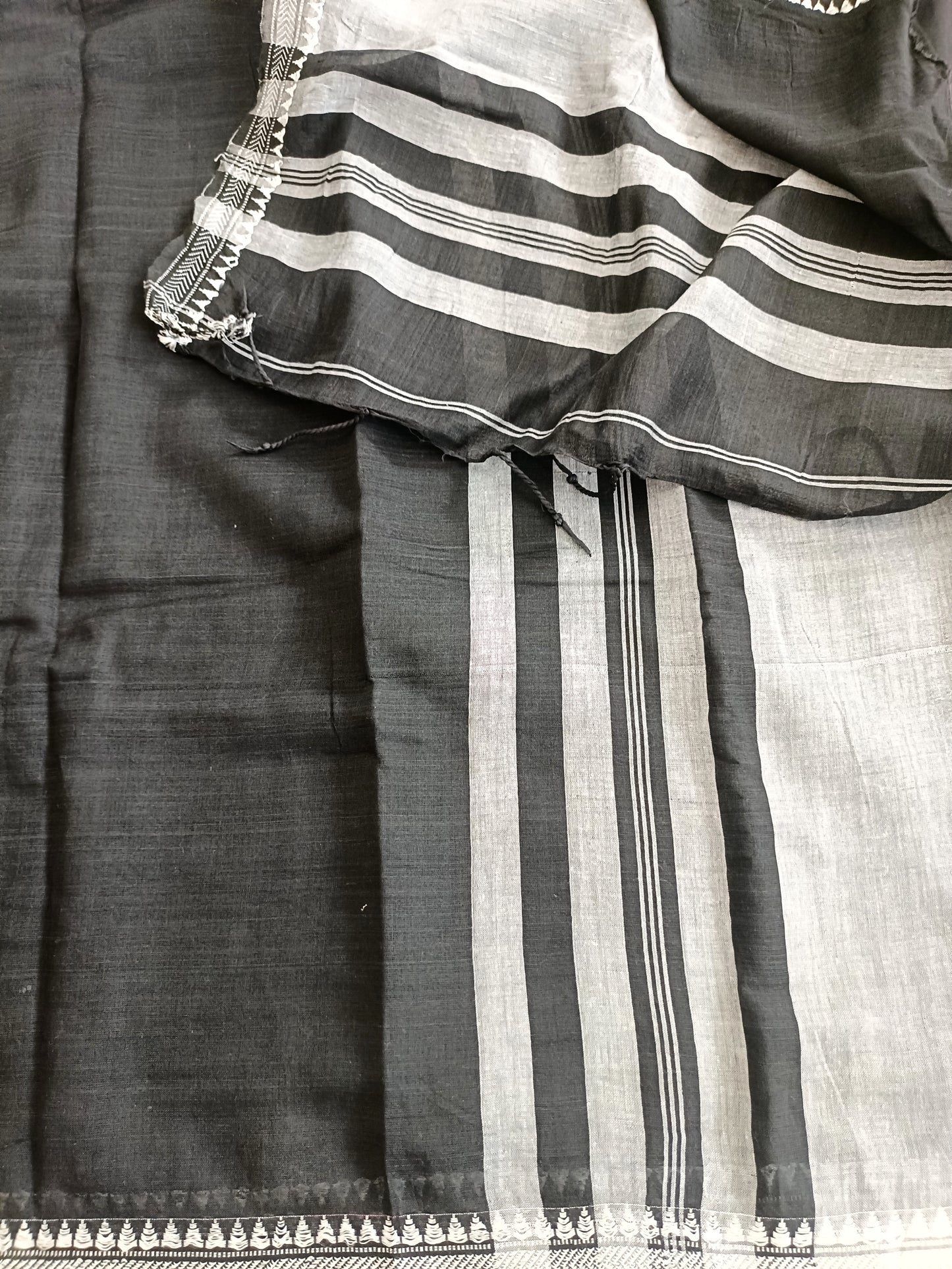 दिव्या - Bengal Cotton Handwoven Sarees